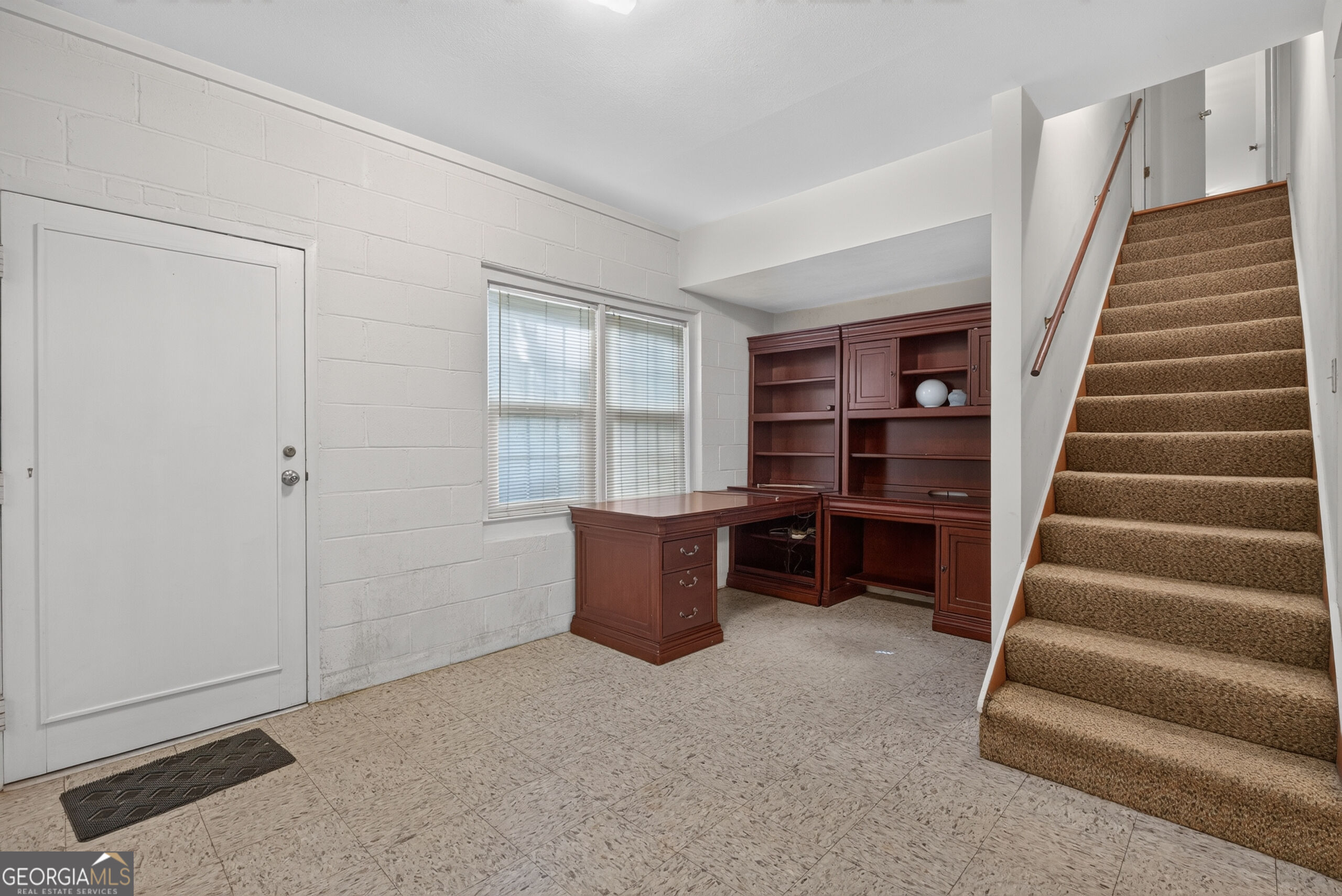 456 Adrian Place Property Photo 38
