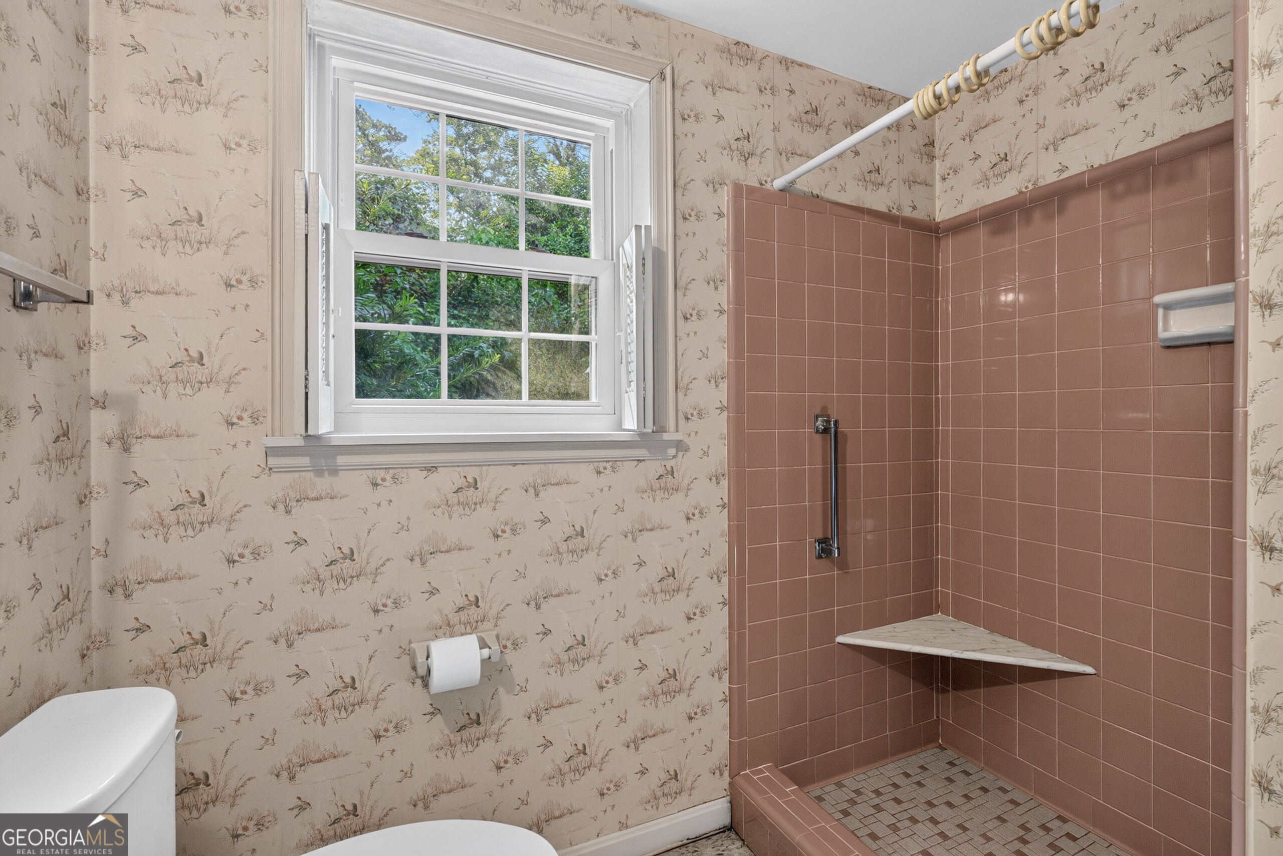 456 Adrian Place Property Photo 43