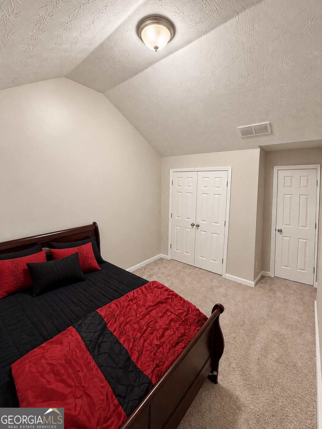 40 Greenway Drive Property Photo 9