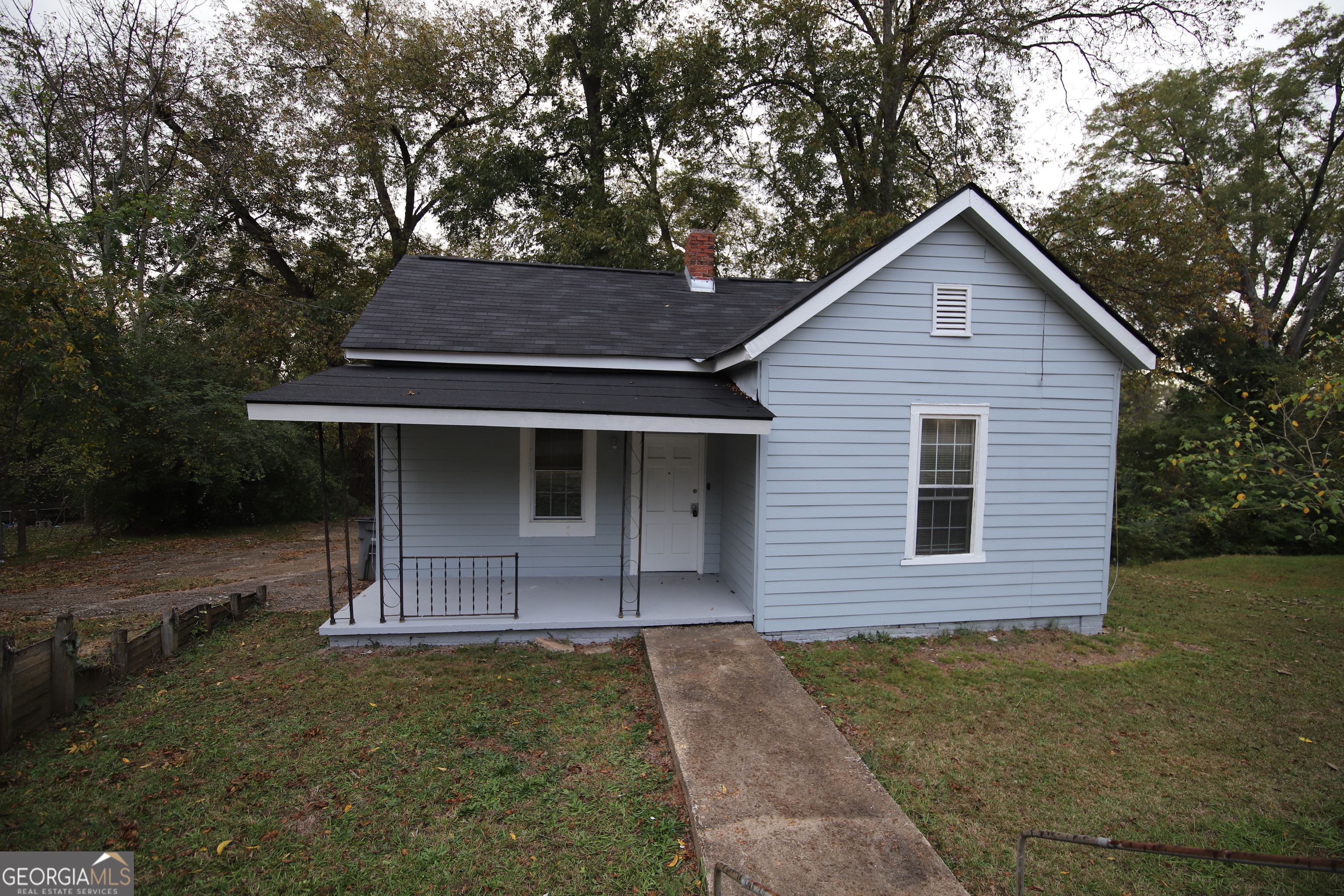 902 Juniper Street Property Photo 1