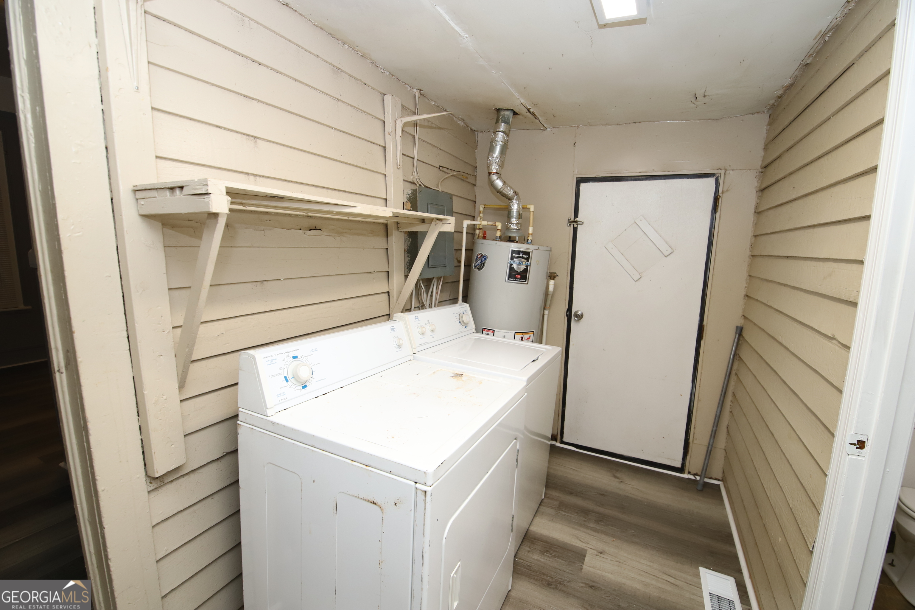 902 Juniper Street Property Photo 11