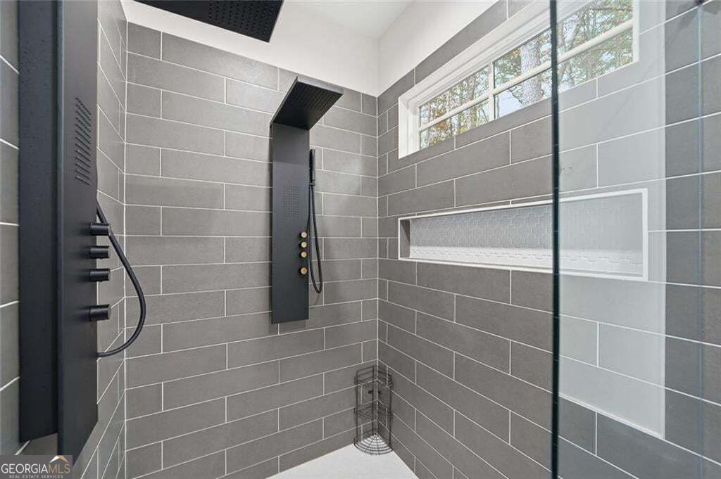 125 Thome Drive Property Photo 16