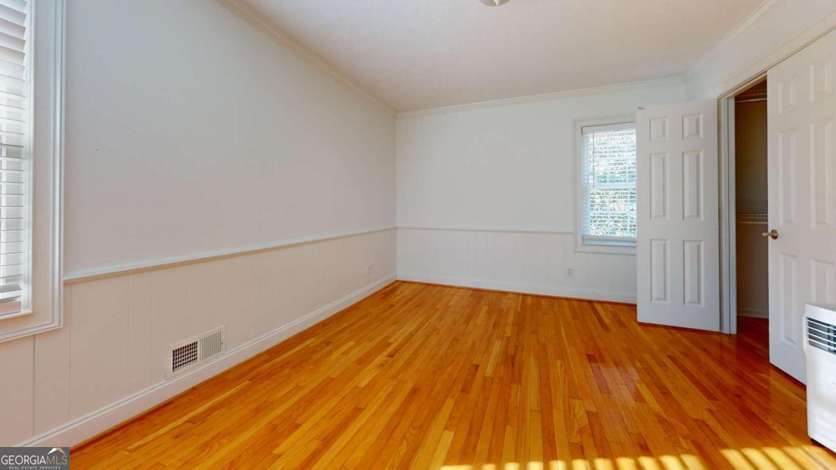 1319 Janmar Road Property Photo 16