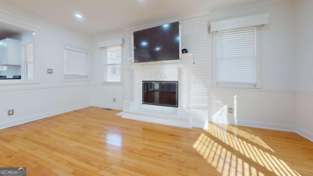 1319 Janmar Road Property Photo 23
