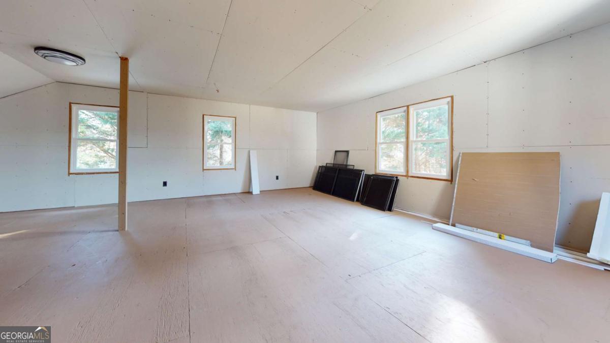 1319 Janmar Road Property Photo 29