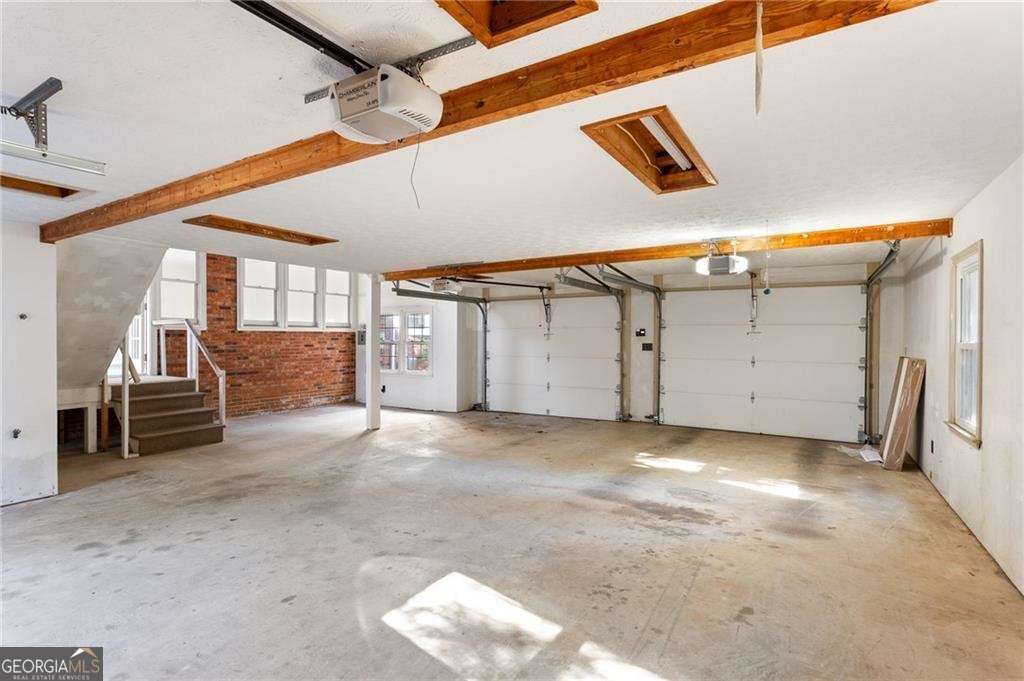 1319 Janmar Road Property Photo 31