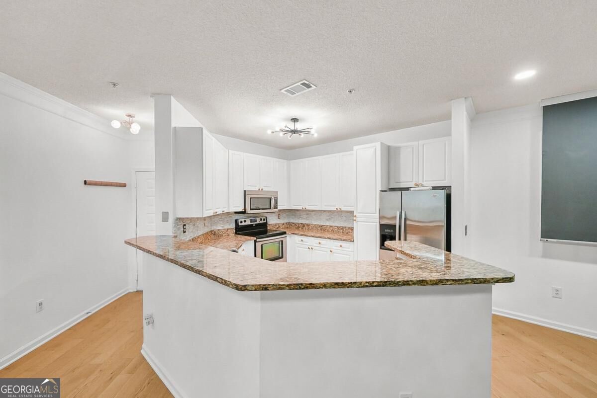 10 Perimeter Summit Boulevard # 4116 Property Photo 7
