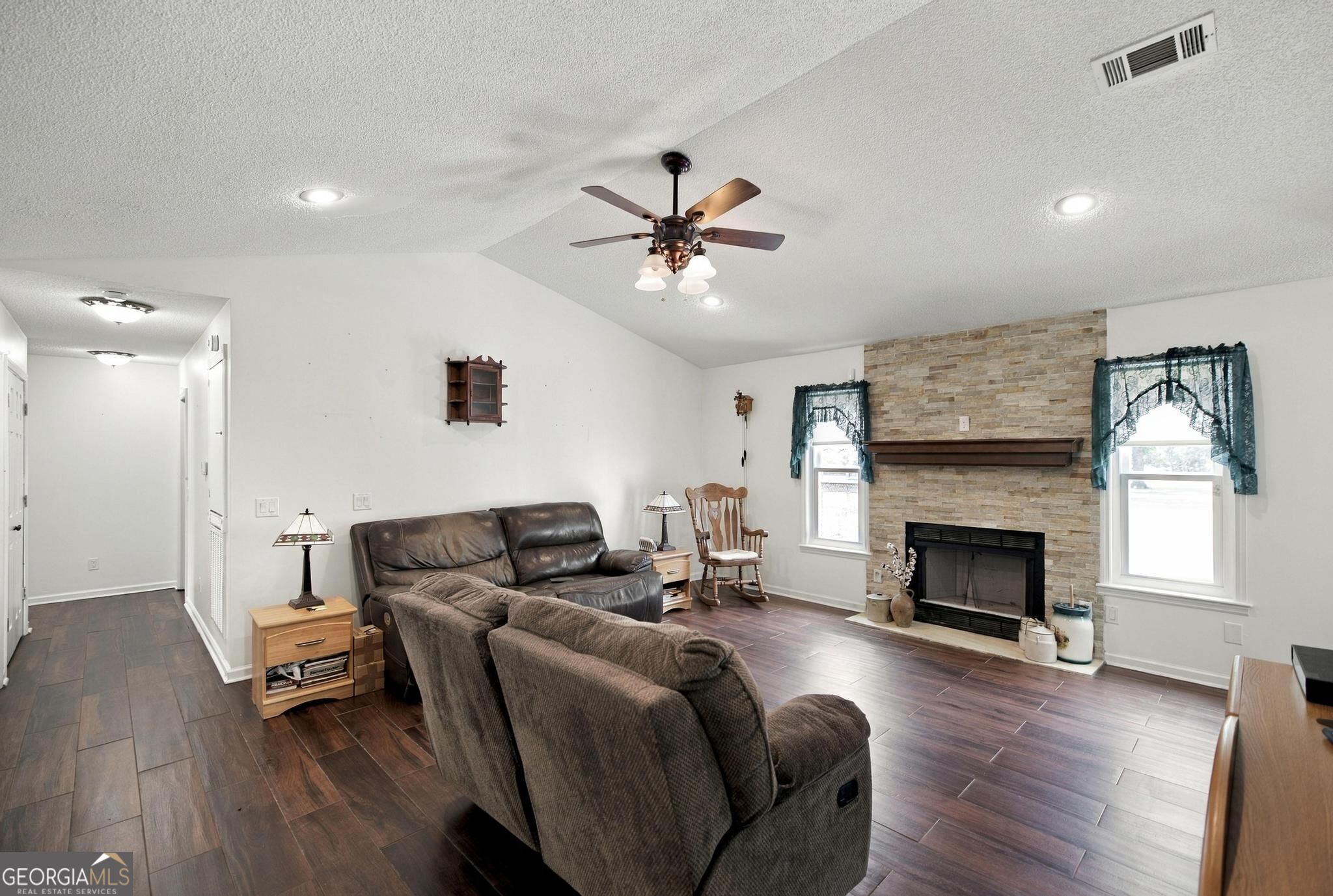 659 Kewanee Drive Property Photo 9
