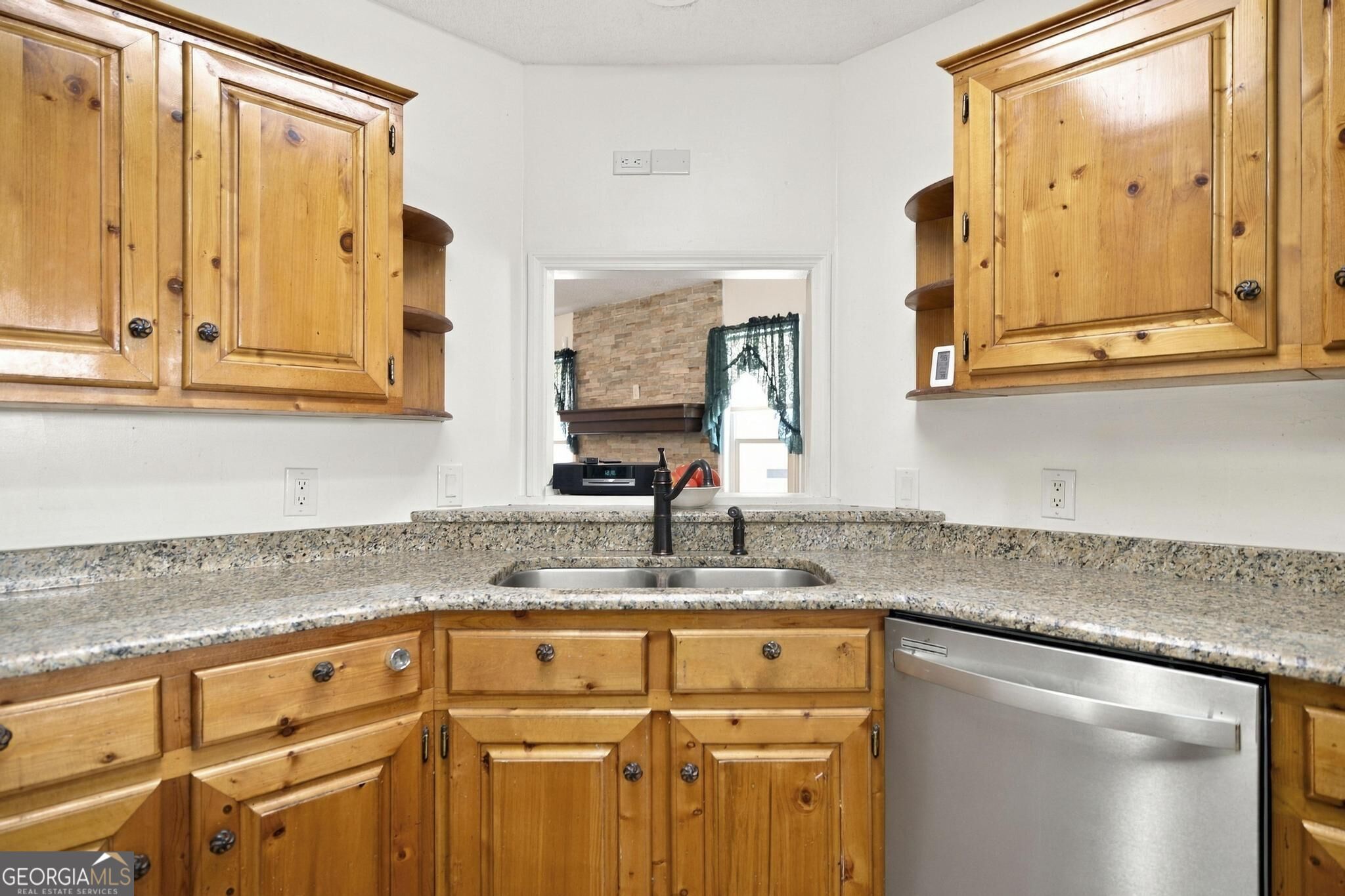 659 Kewanee Drive Property Photo 14