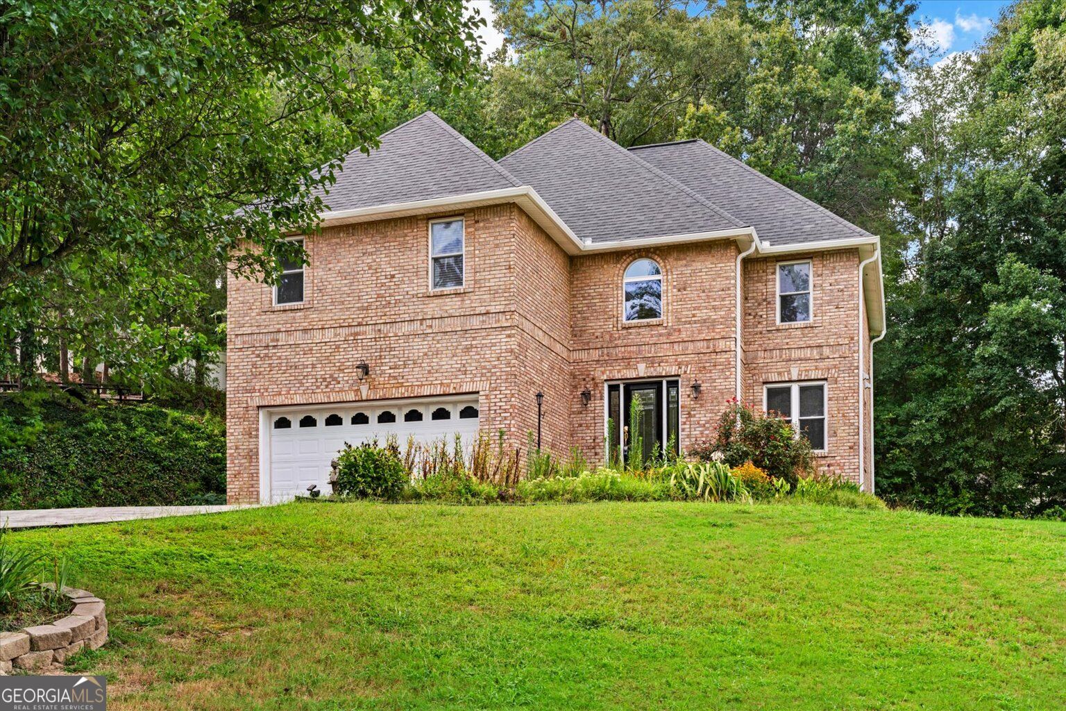 3218 Leona Drive Property Photo 1