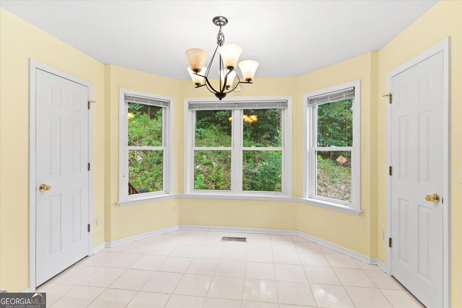 3218 Leona Drive Property Photo 6