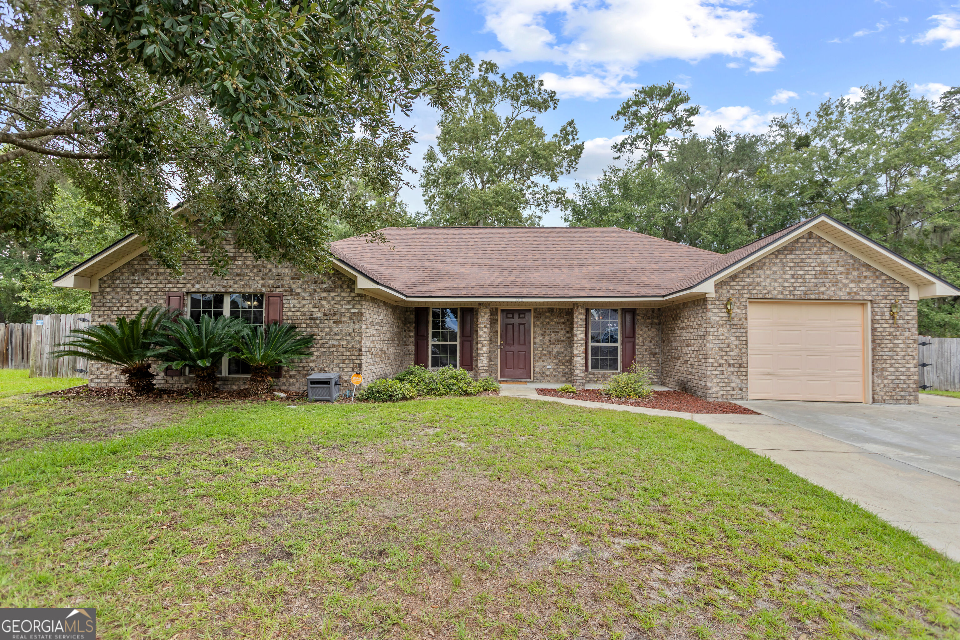 1010 Canton Court Property Photo 1