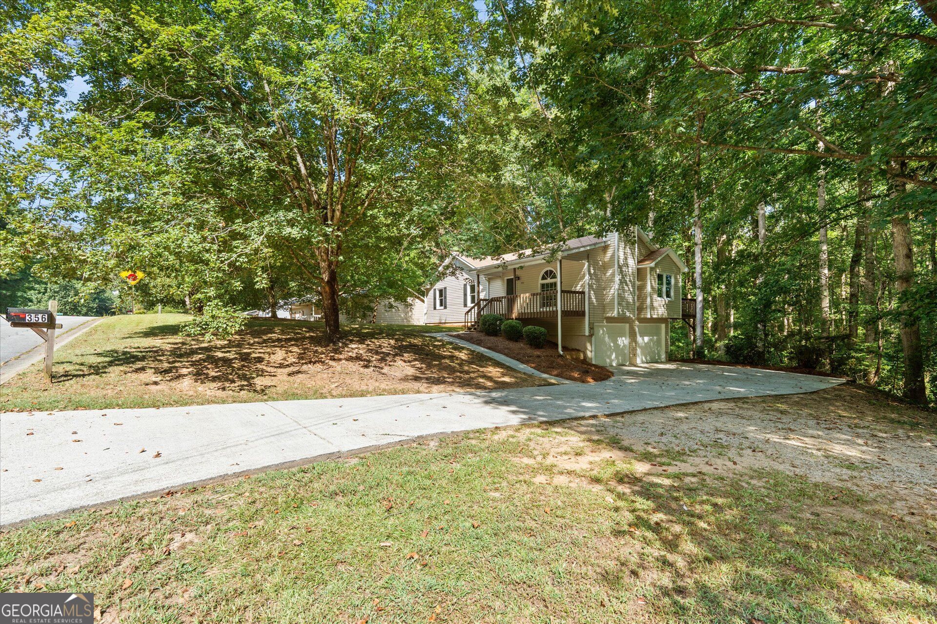 356 Waterway Trail Property Photo 2
