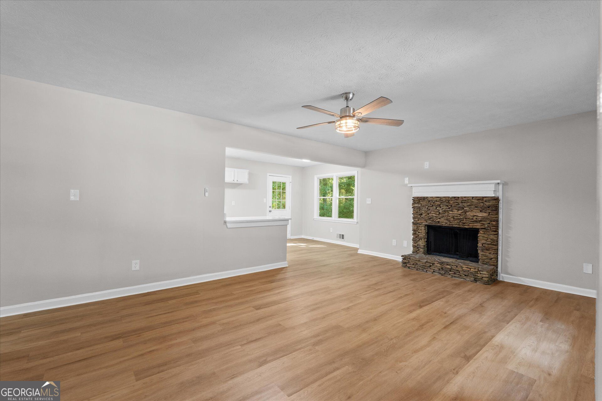 356 Waterway Trail Property Photo 6