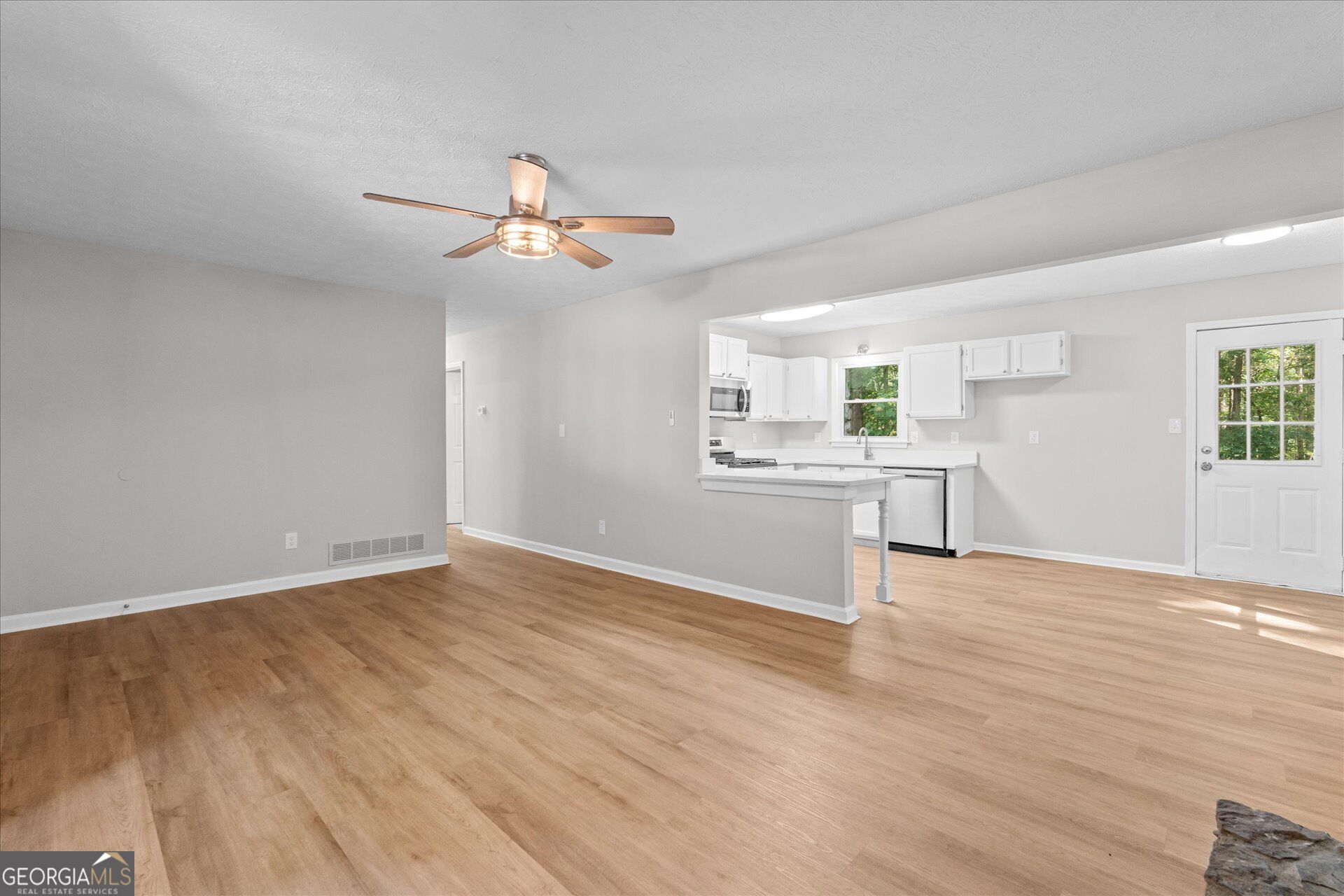356 Waterway Trail Property Photo 8
