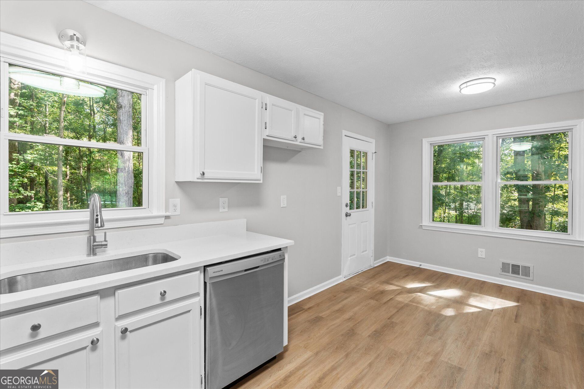 356 Waterway Trail Property Photo 12