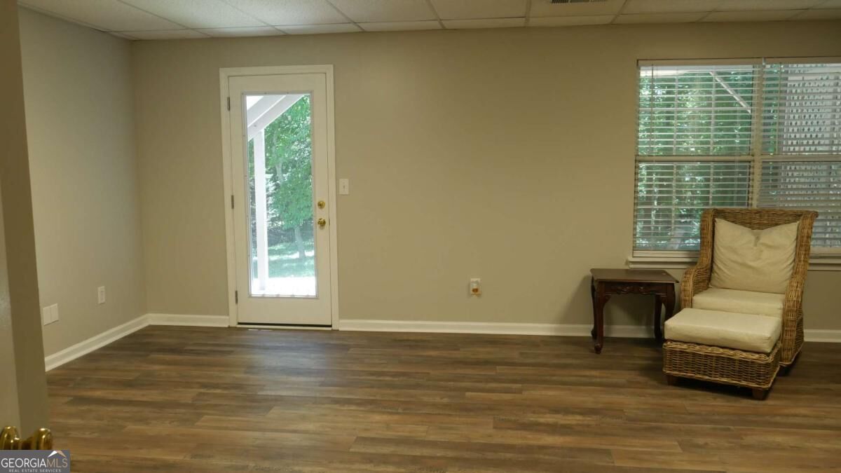 3257 Camens Way Property Photo 4
