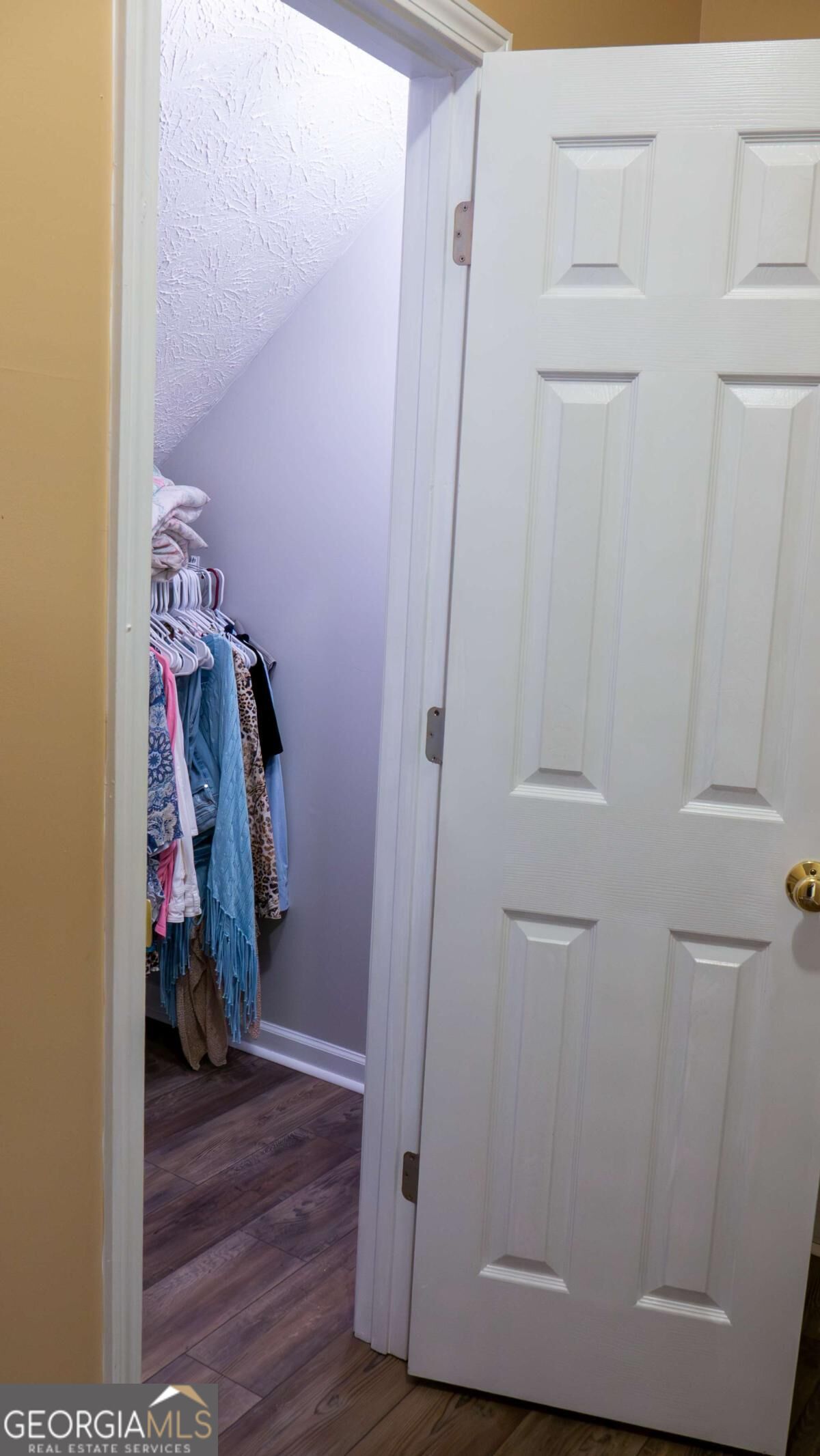 3257 Camens Way Property Photo 9