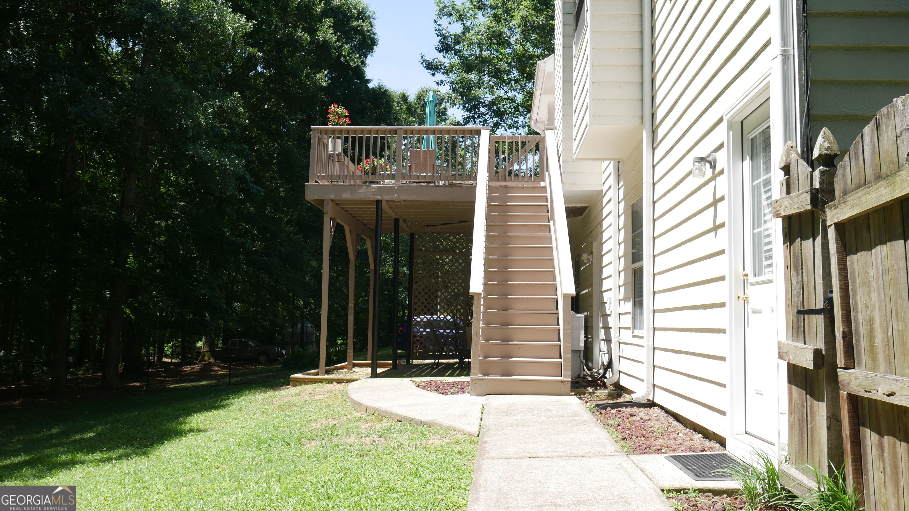 3257 Camens Way Property Photo 29