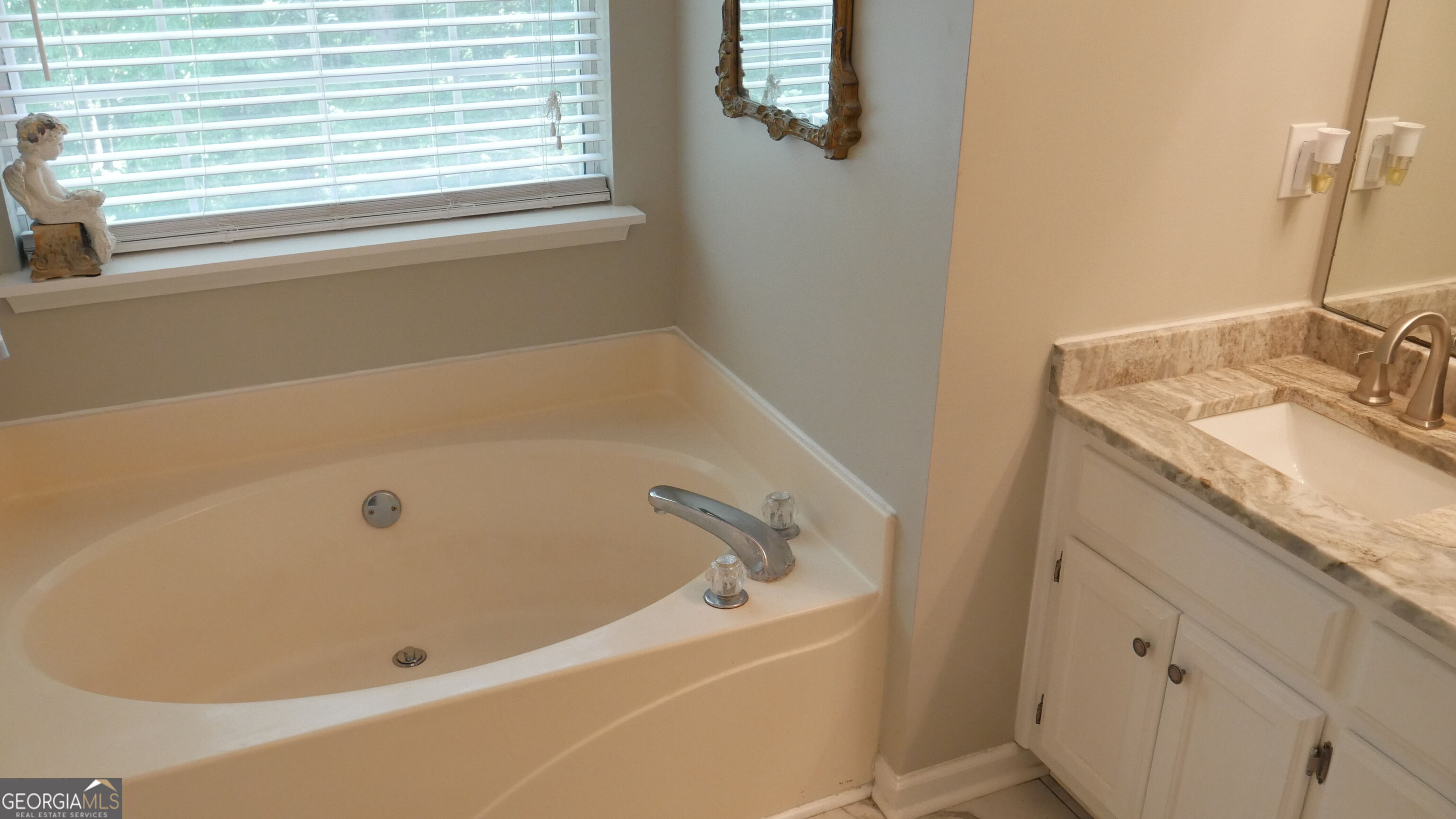 3257 Camens Way Property Photo 46