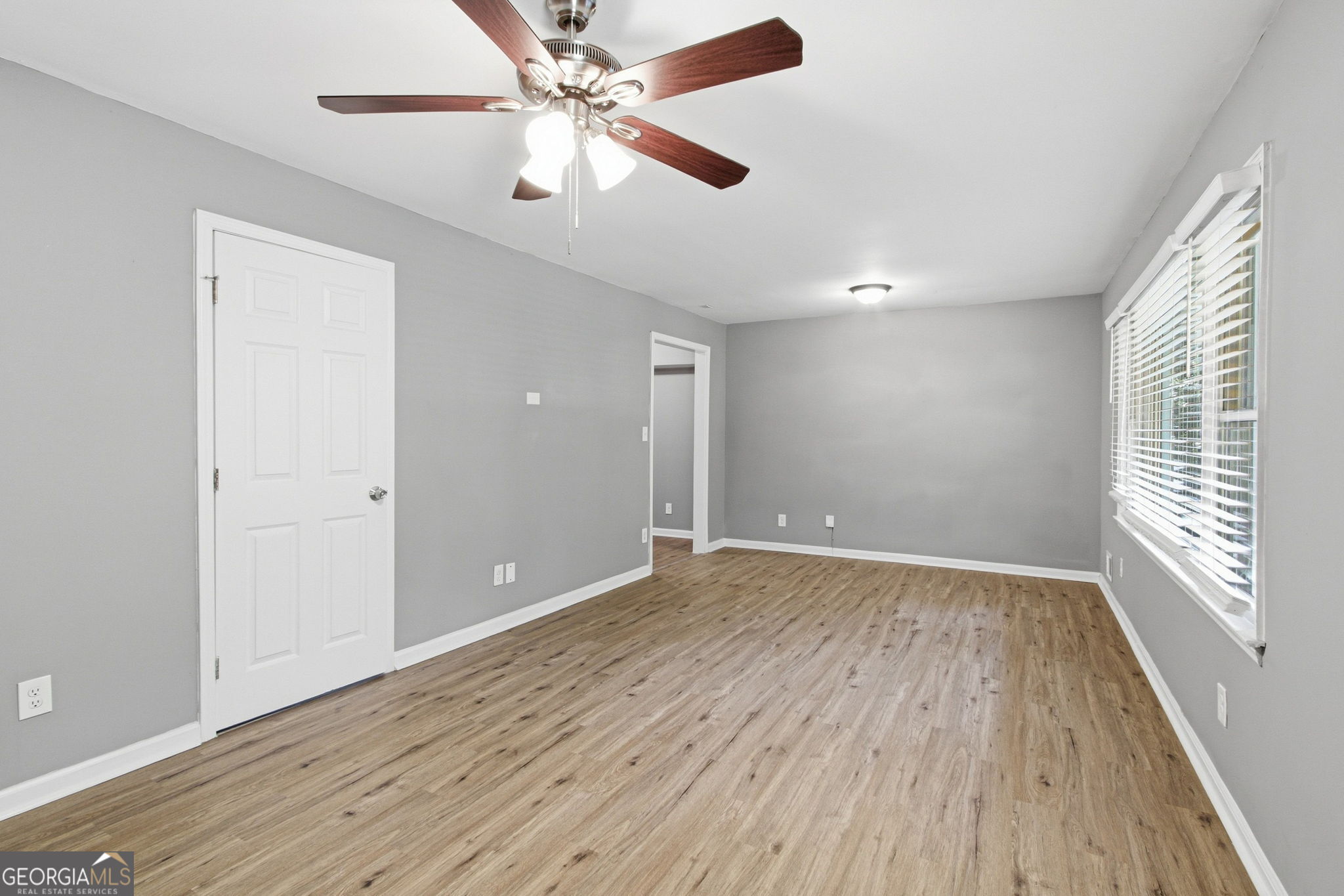6352 N Sweetwater Road Property Photo 5