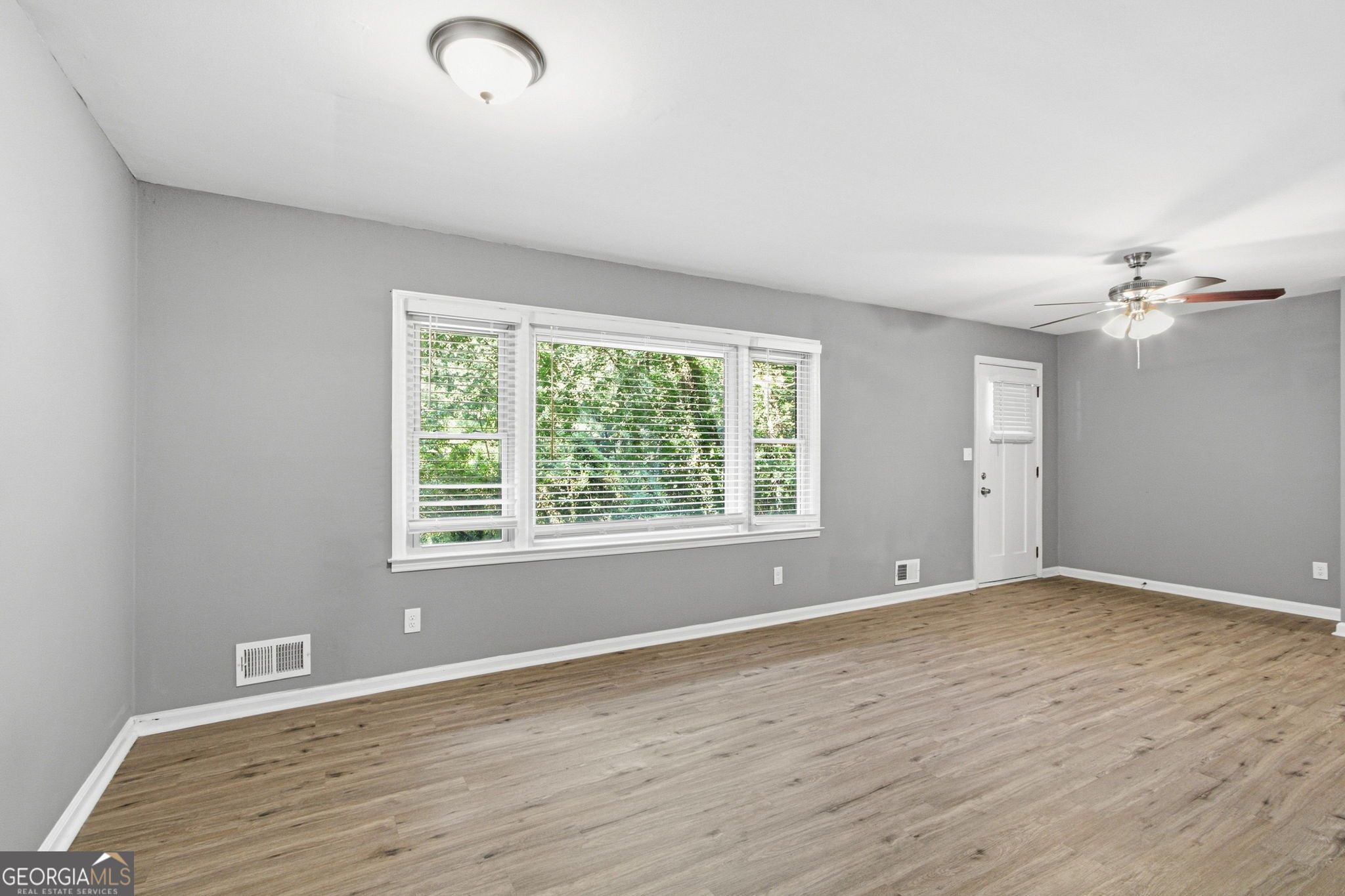 6352 N Sweetwater Road Property Photo 6