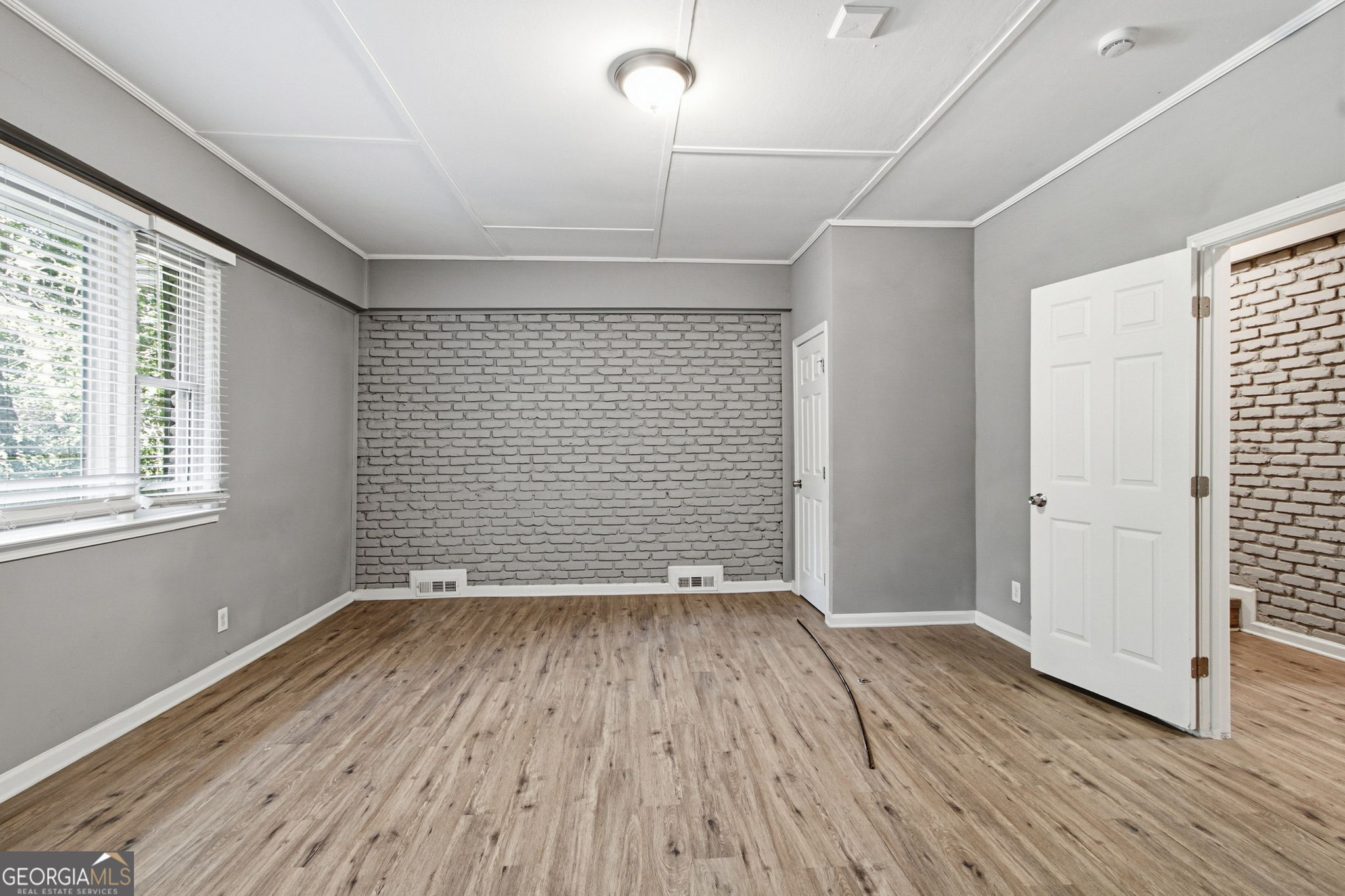 6352 N Sweetwater Road Property Photo 13