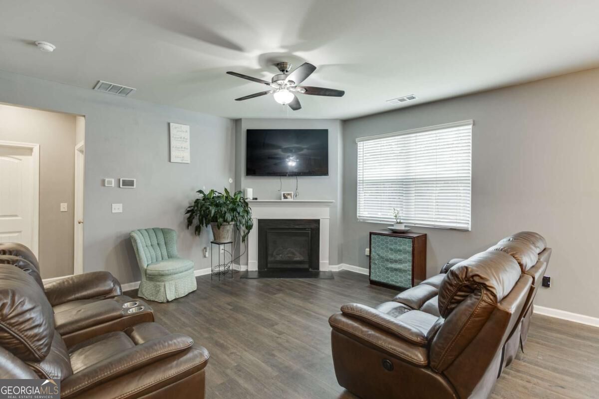 410 Maple Brook Drive Property Photo 17