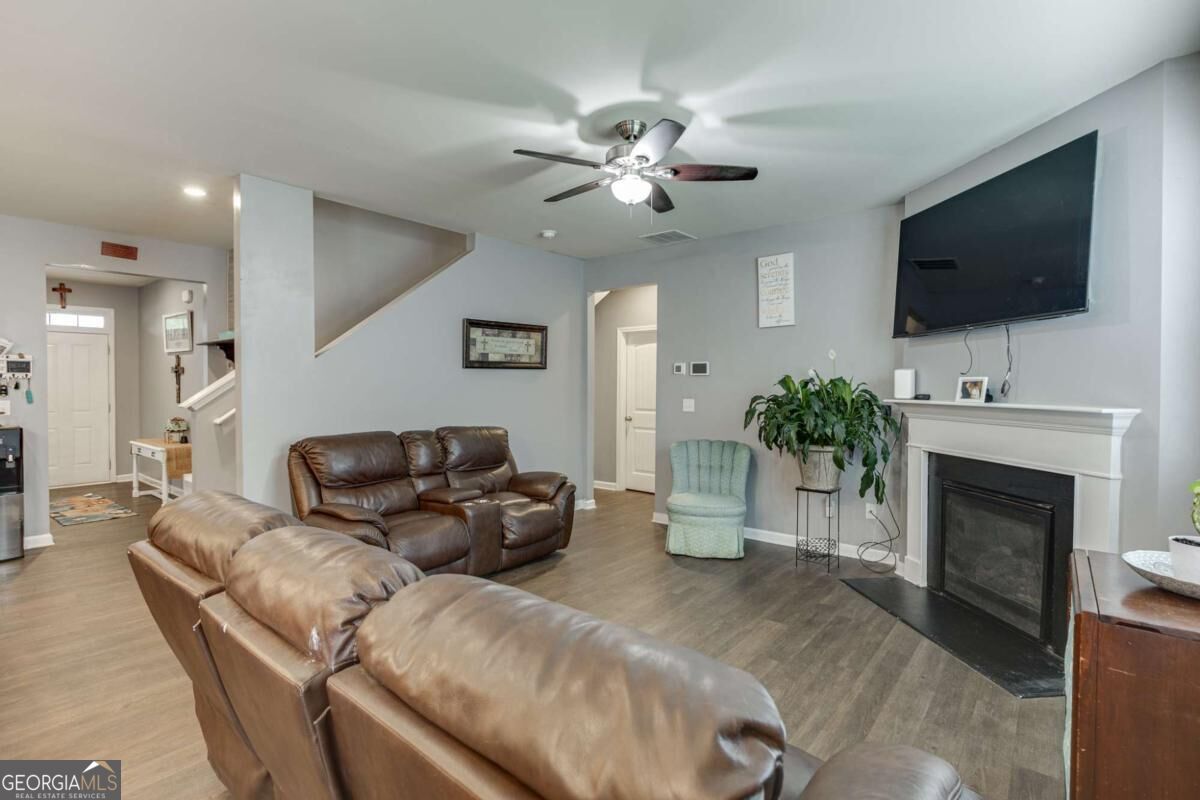 410 Maple Brook Drive Property Photo 18
