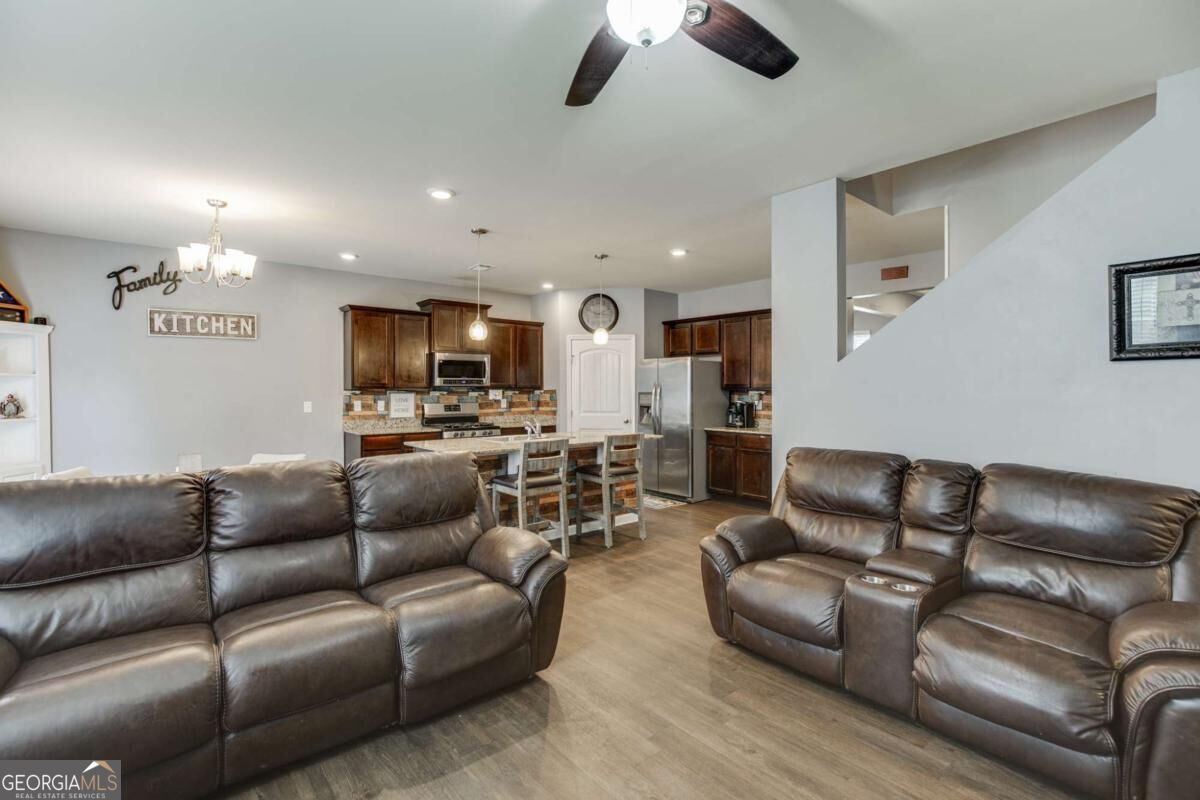 410 Maple Brook Drive Property Photo 20