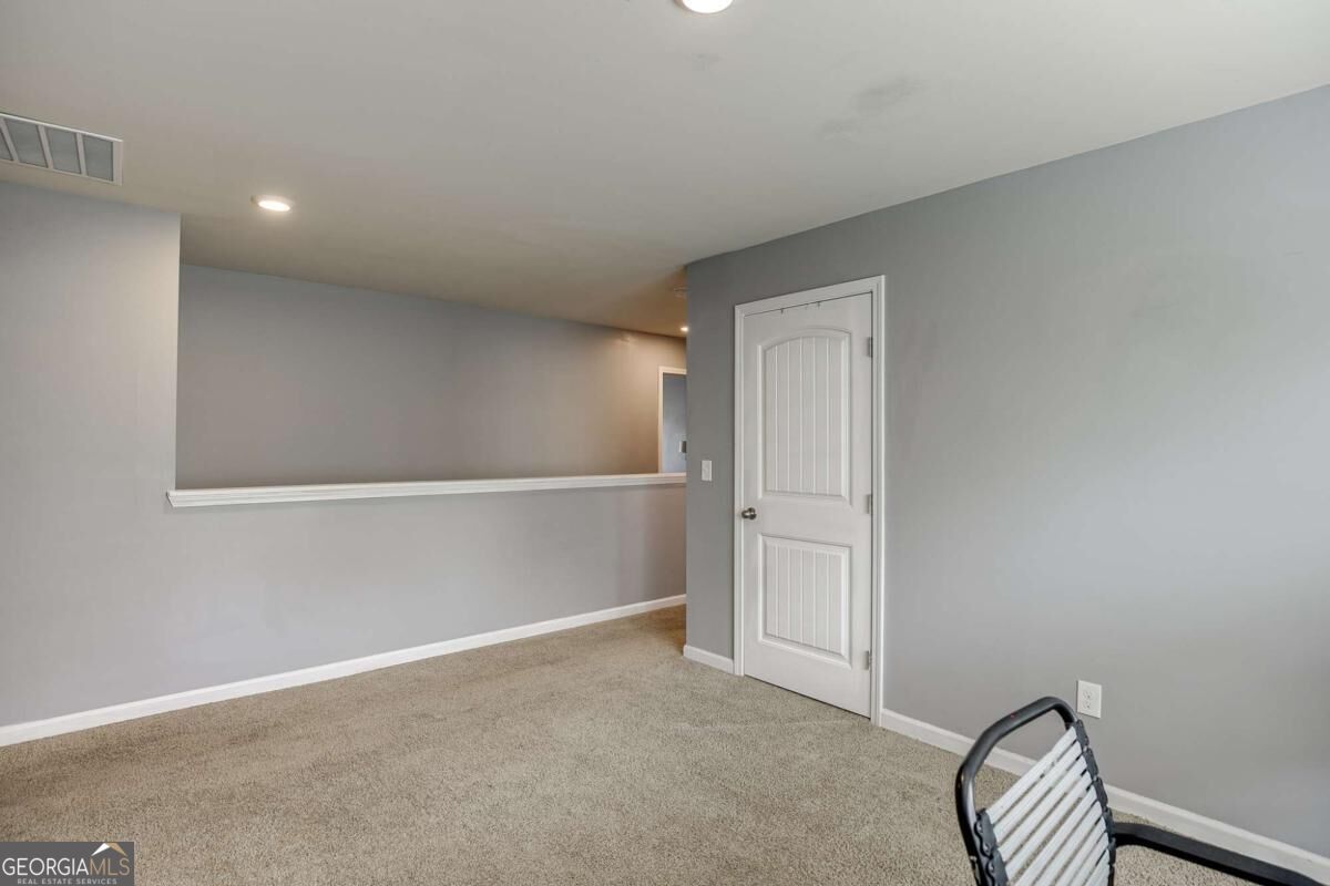 410 Maple Brook Drive Property Photo 34