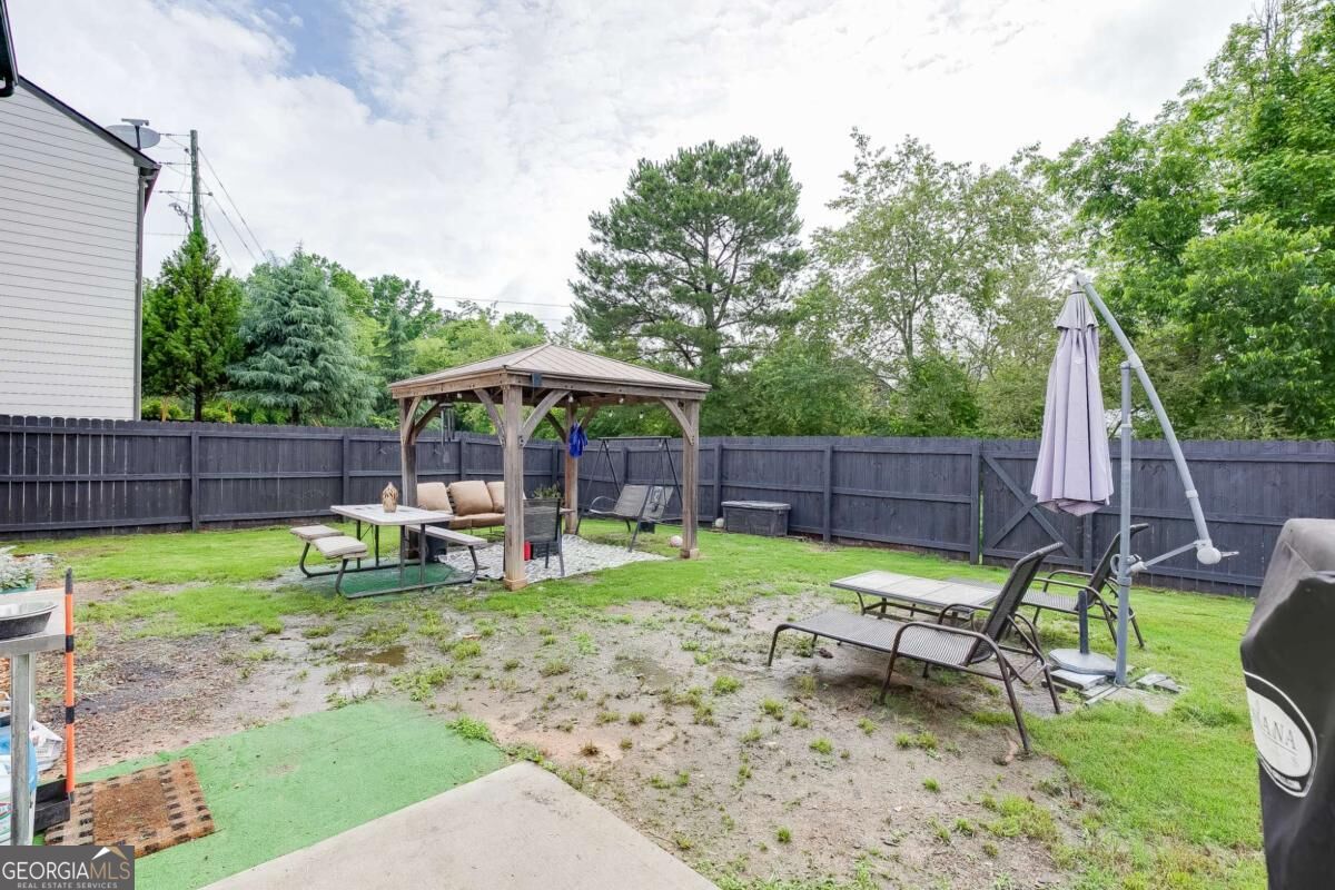 410 Maple Brook Drive Property Photo 40