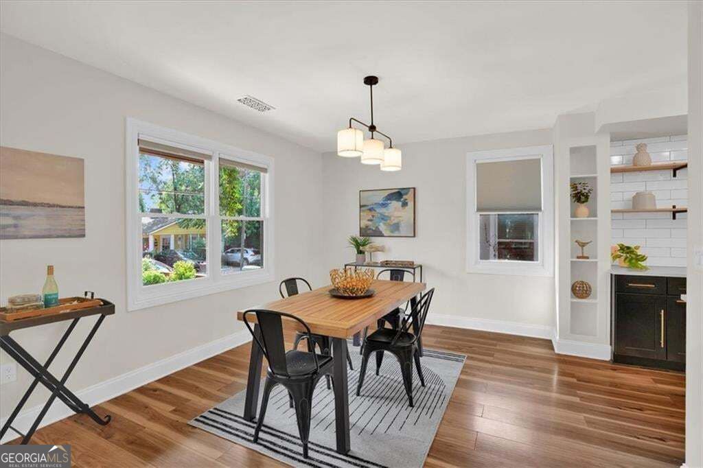 61 Chester Avenue Se Property Photo 6