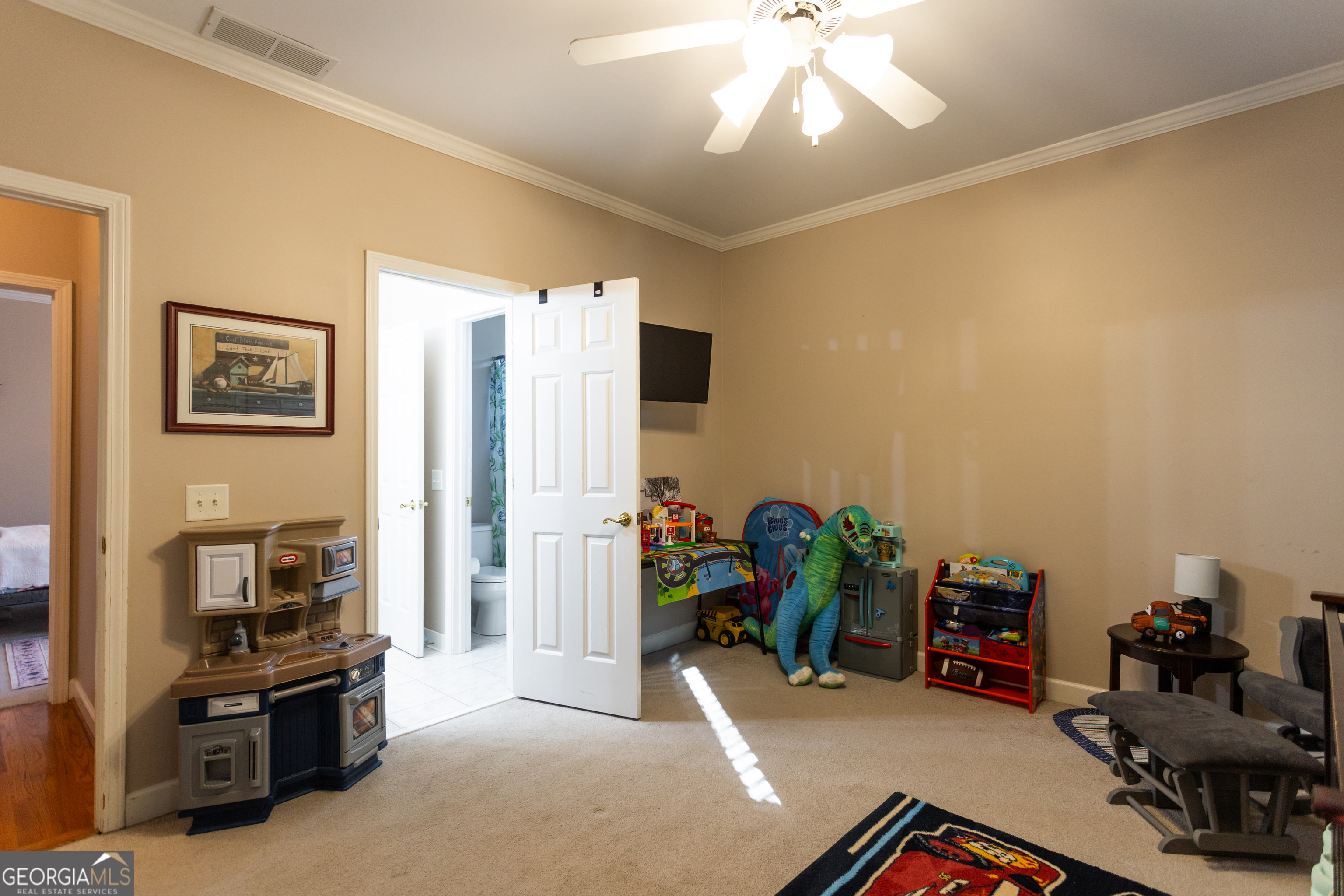 931 Providence Lane Property Photo 14
