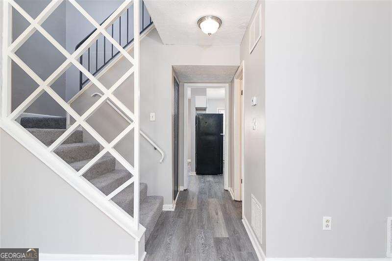 501 Carlton Road # 2e Property Photo 23