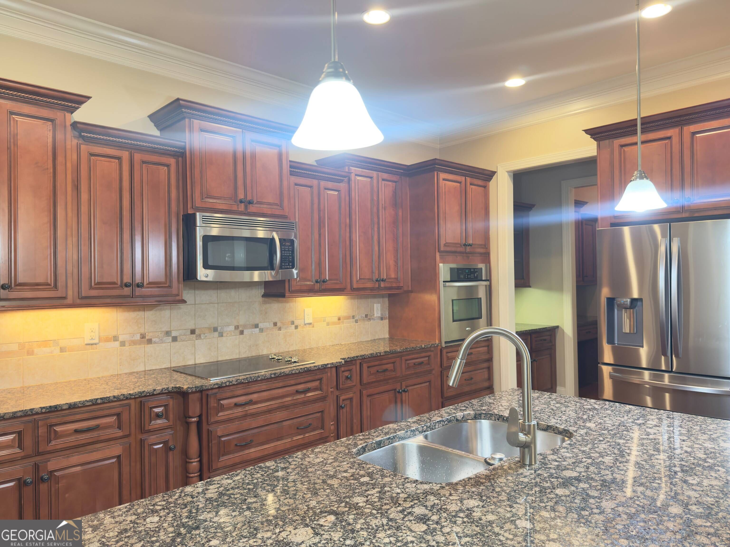 3951 Sovereign Drive Property Photo 13
