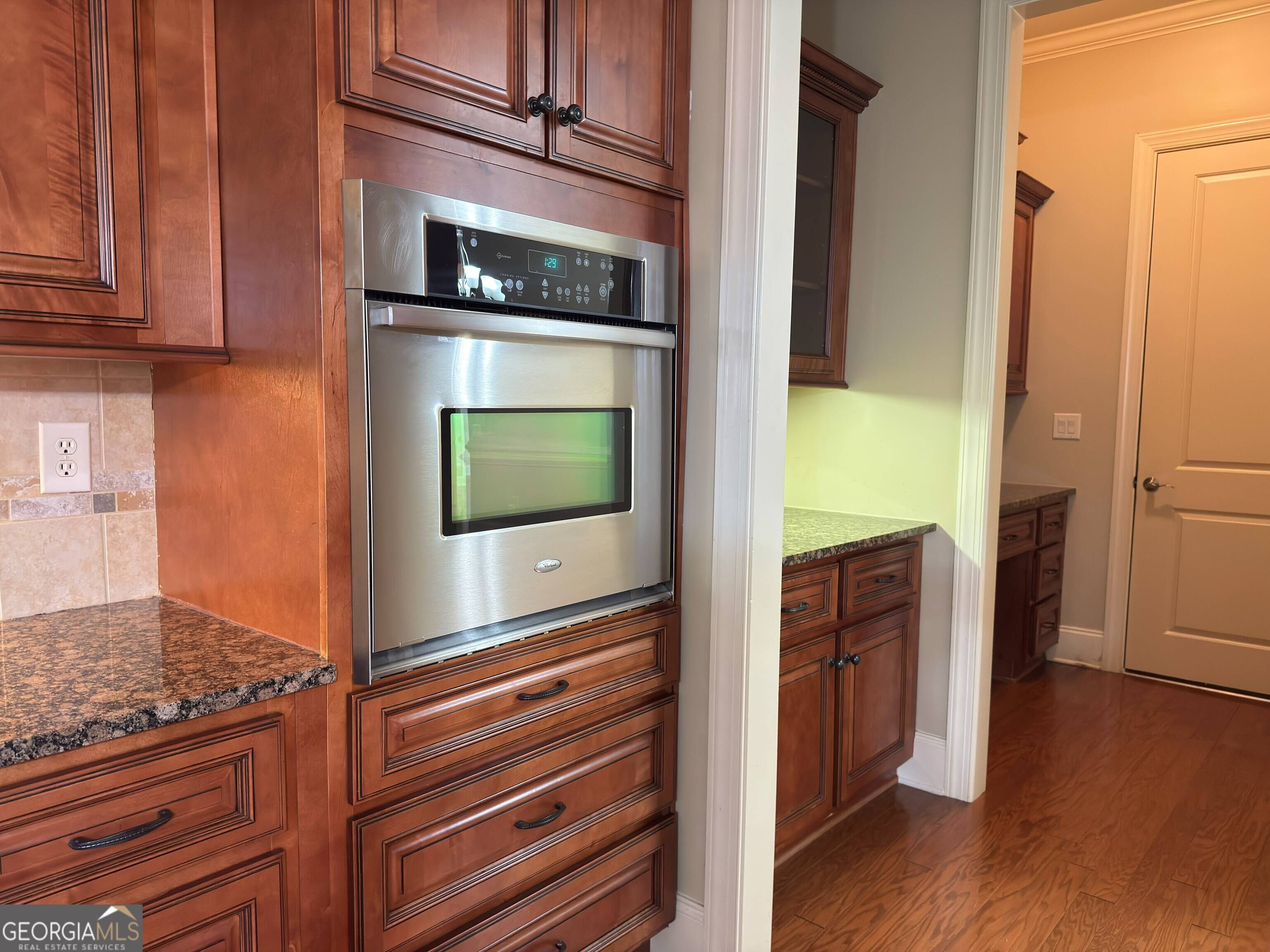3951 Sovereign Drive Property Photo 14