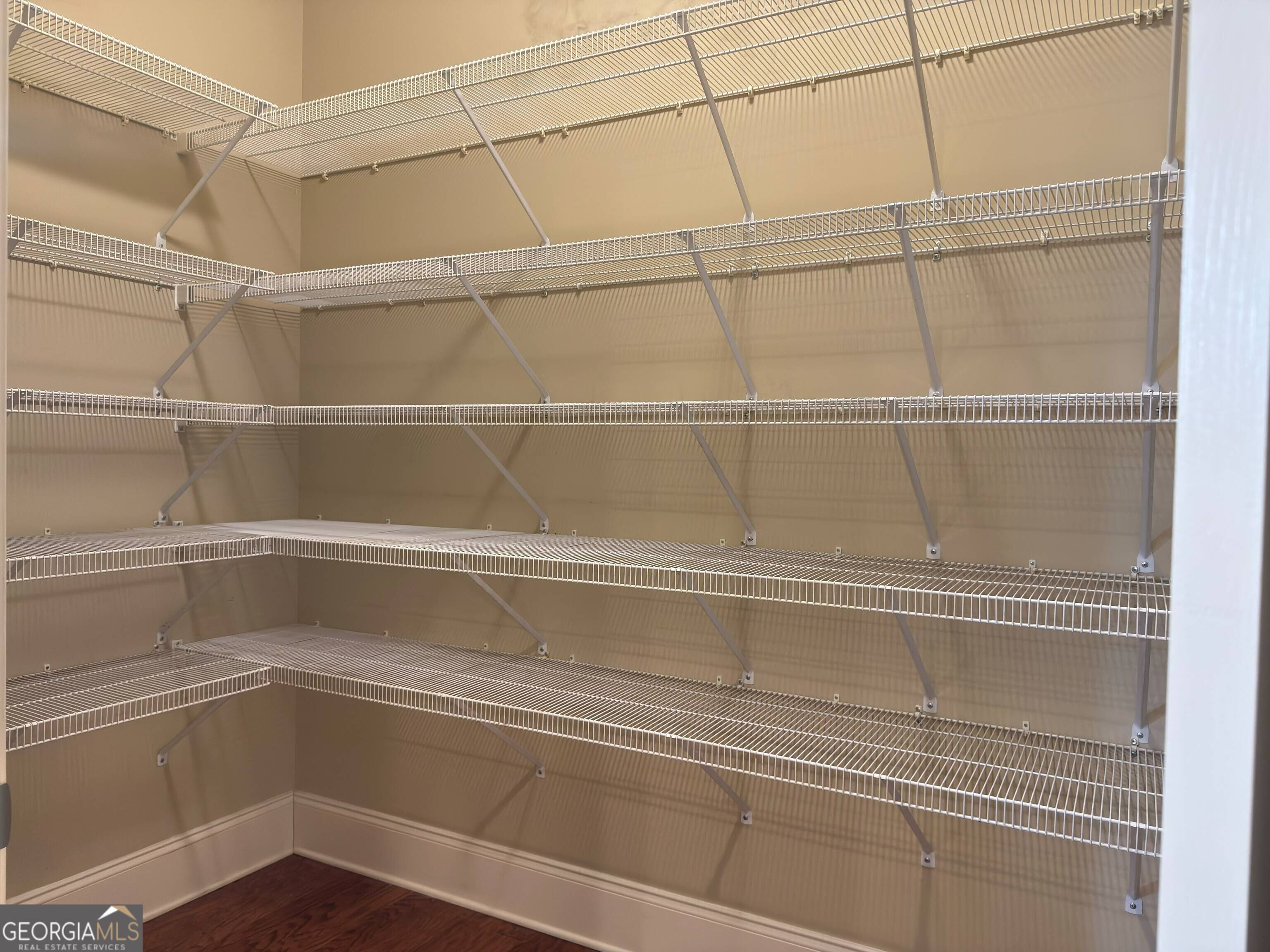 3951 Sovereign Drive Property Photo 16