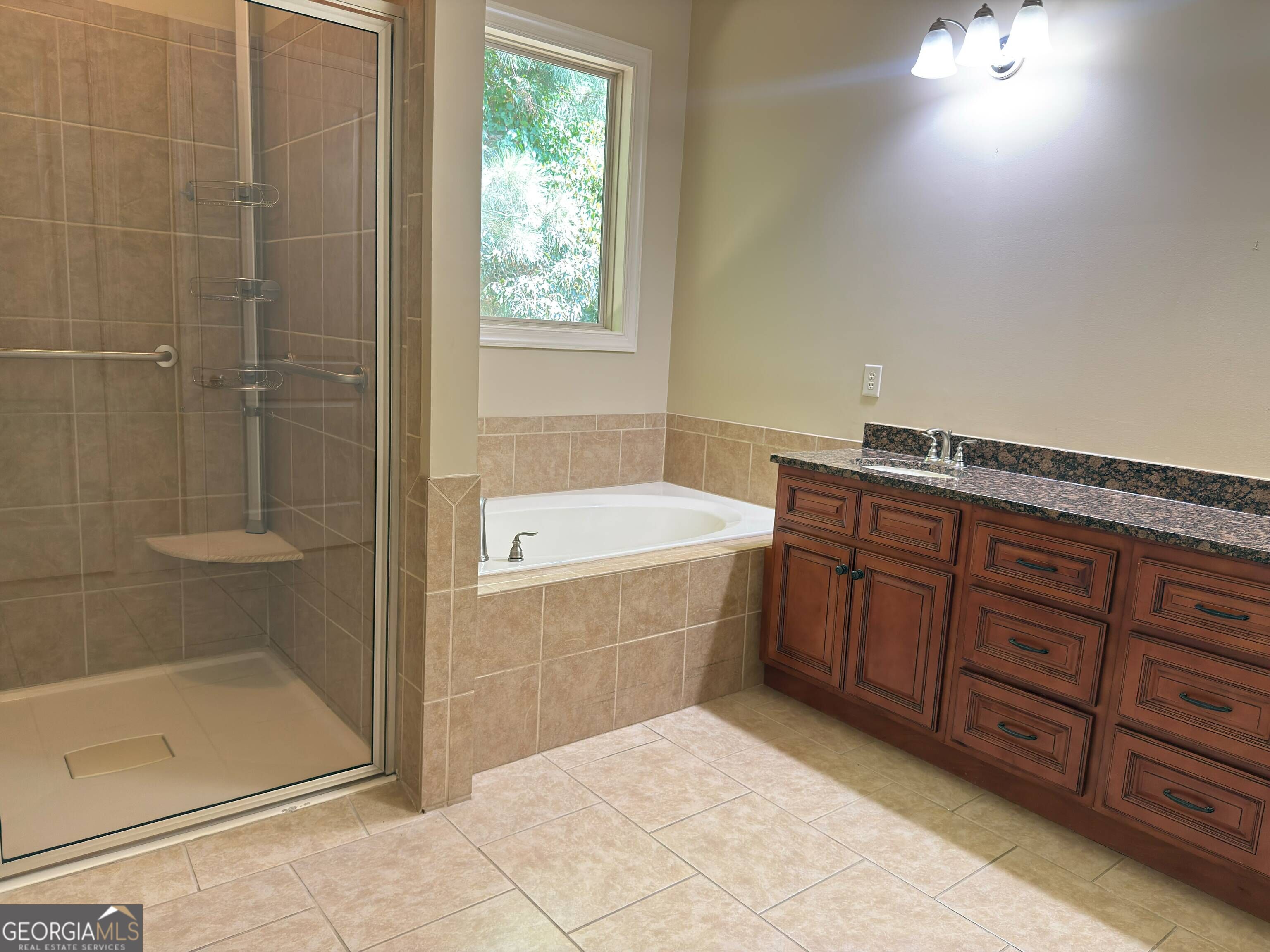 3951 Sovereign Drive Property Photo 23