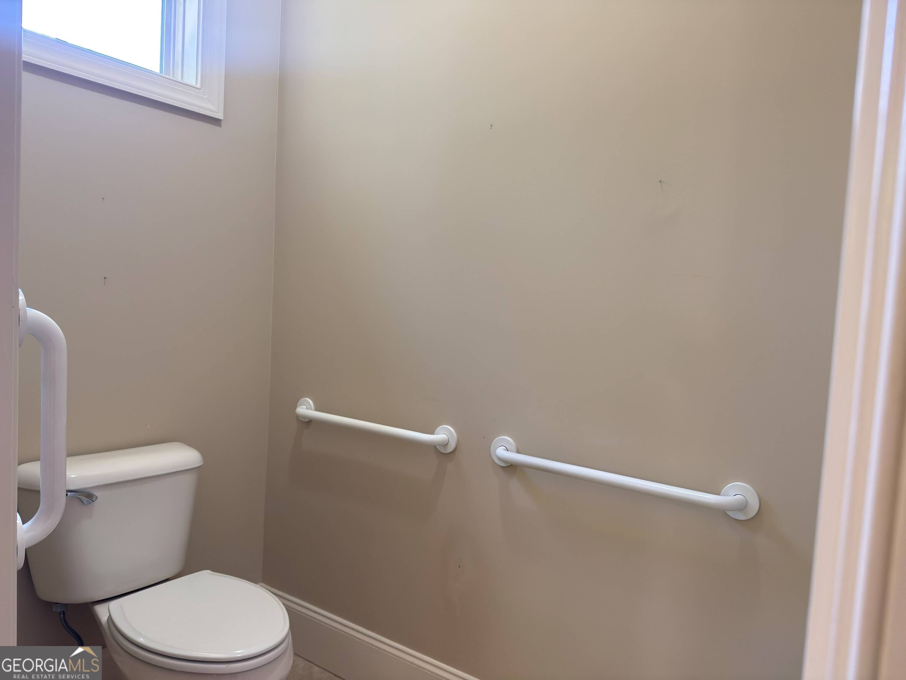 3951 Sovereign Drive Property Photo 25
