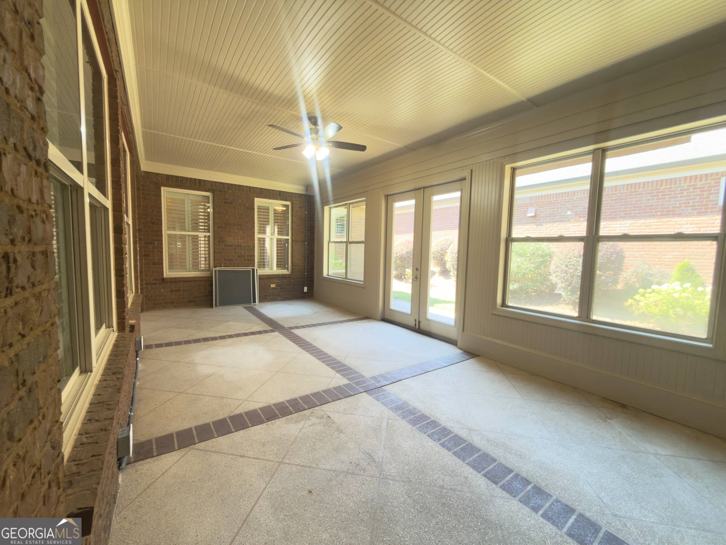 3951 Sovereign Drive Property Photo 28