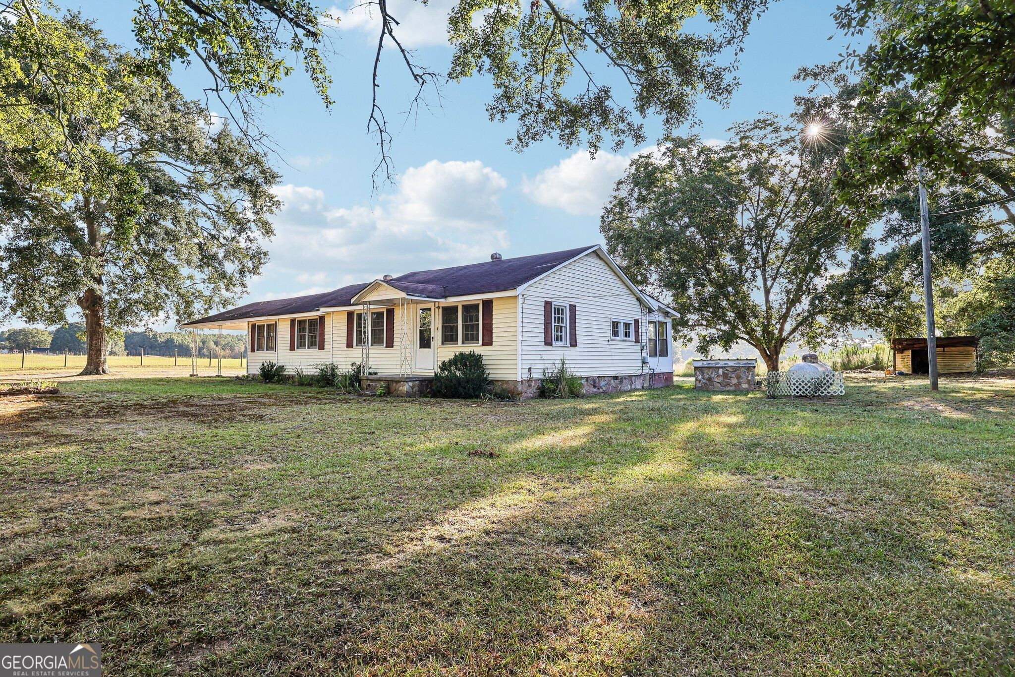 4374 Cannon Road Property Photo 2