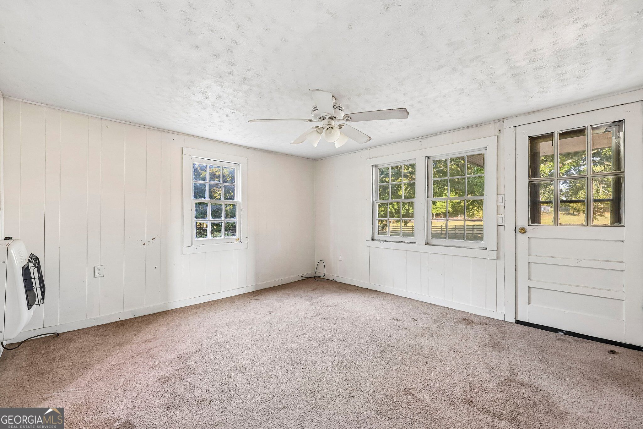 4374 Cannon Road Property Photo 5