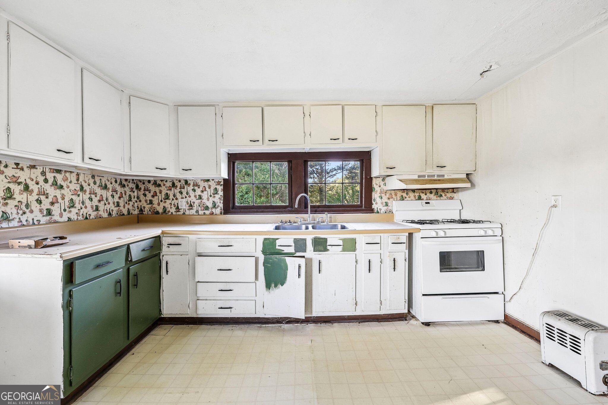 4374 Cannon Road Property Photo 11