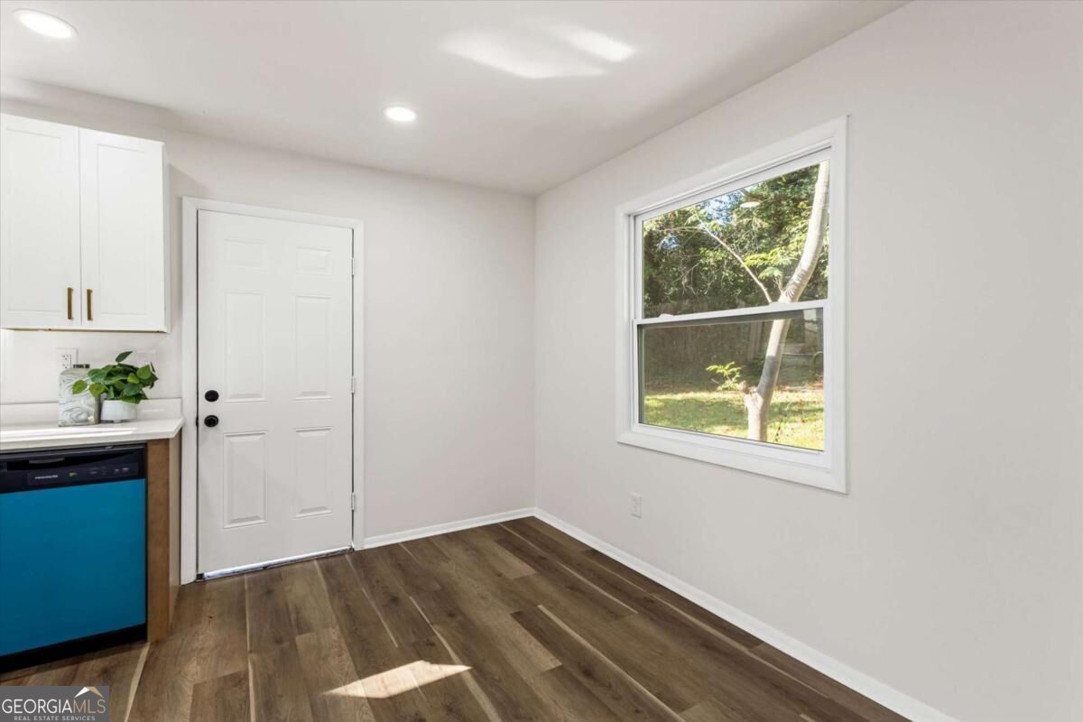 4424 Carriage Trail Property Photo 16