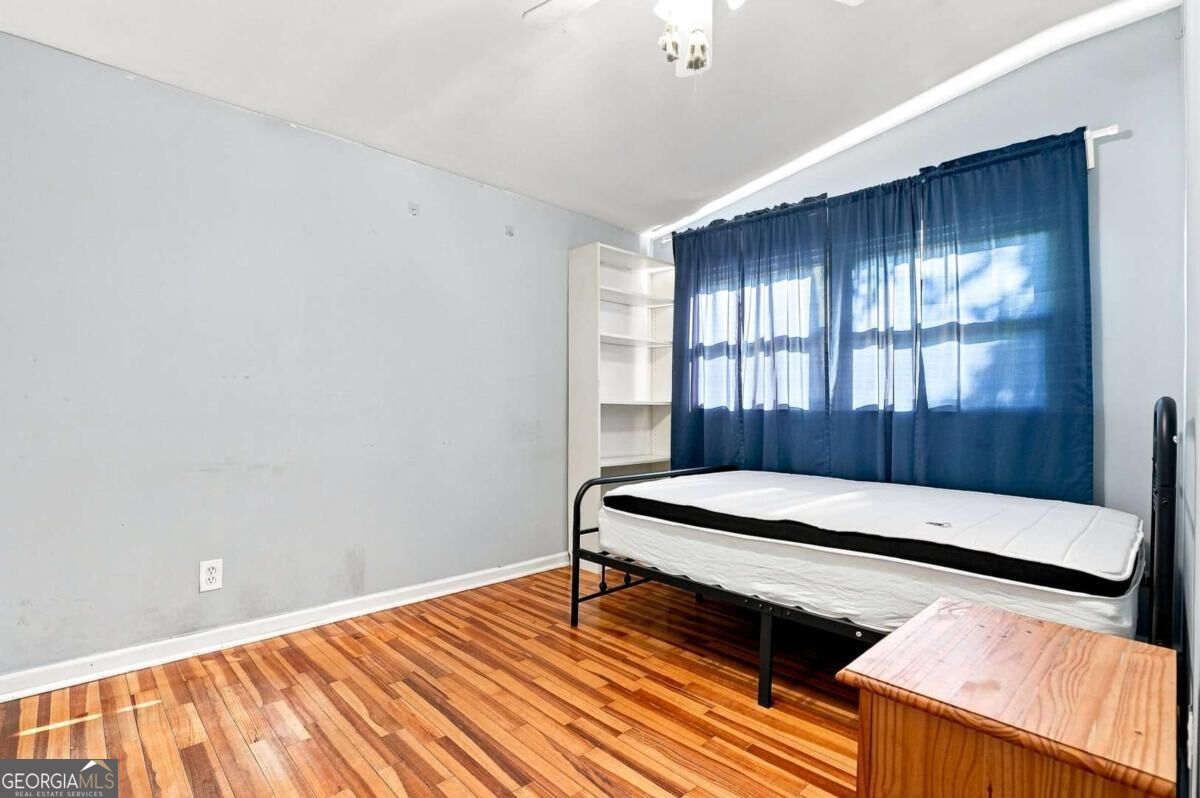 1039 Hampton Street Nw Property Photo 6