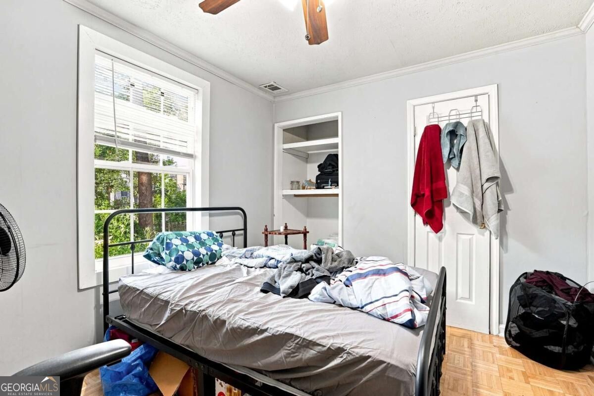 1039 Hampton Street Nw Property Photo 7