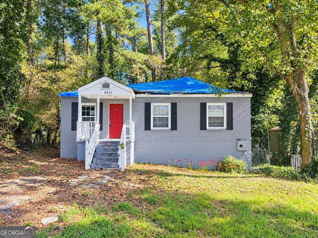 2835 Burton Road Nw Property Photo 1