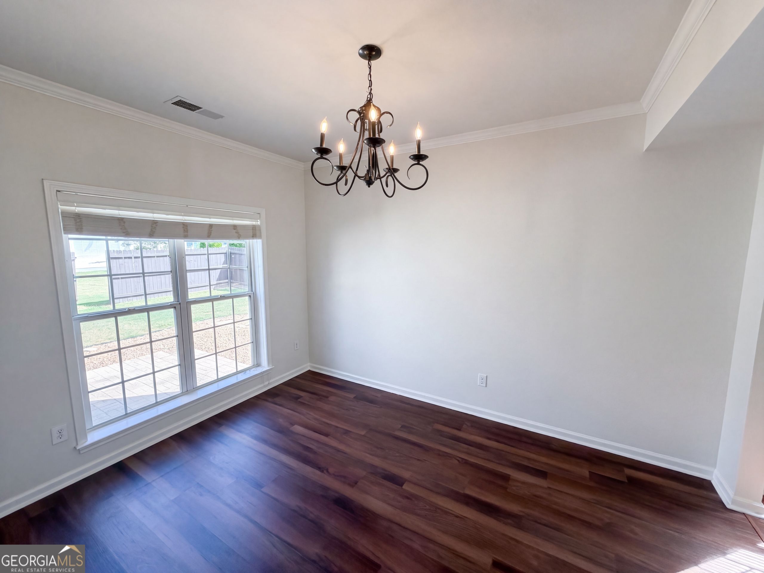 12 Columns Way Property Photo 28
