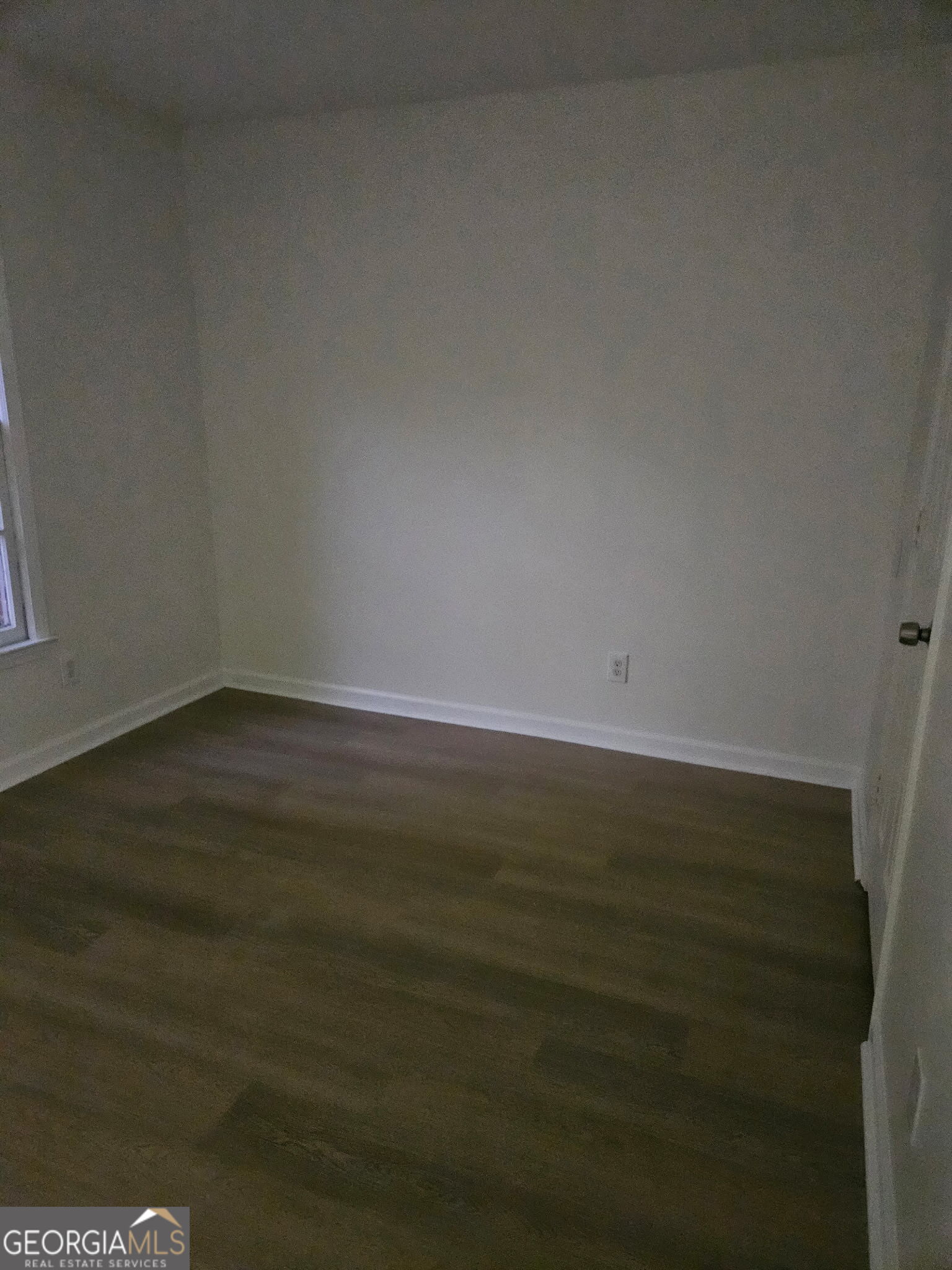 5604 Estates Court Property Photo 8